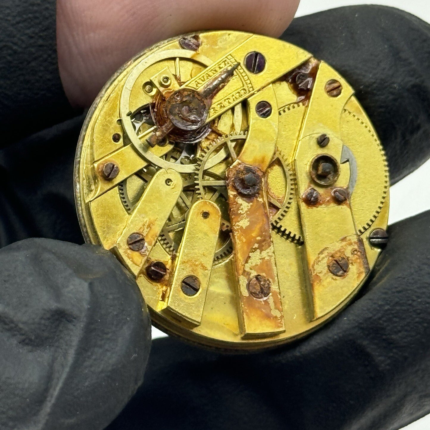 30.4mm Antique White Porcelain Dial Cylinder Watch Movement FOR PARTS