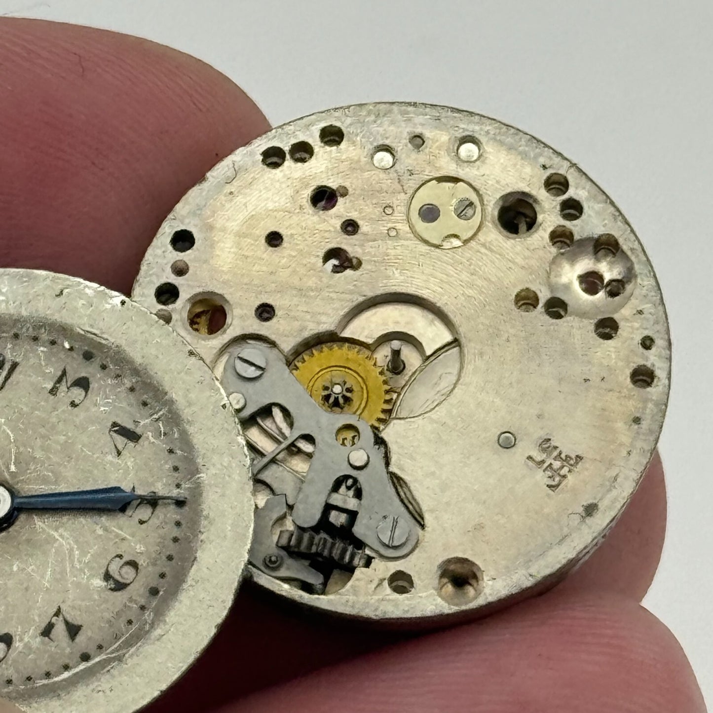 23.6mm J W Benson FHF 37 Manual Wind Watch Movement Swiss Vintage PARTS SPARES