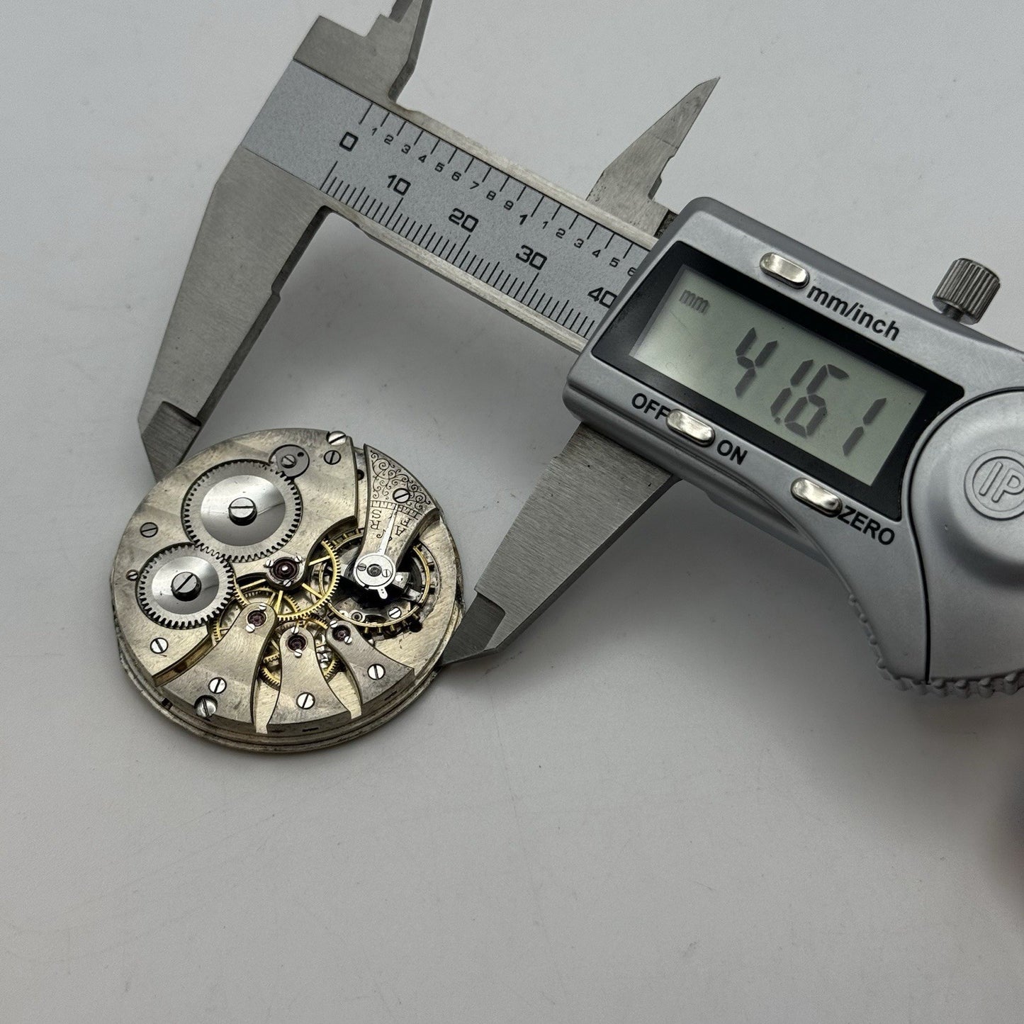 43mm Tavannes Watch Co Swiss Quality Vintage Pocket Watch Movement PARTS REPAIR