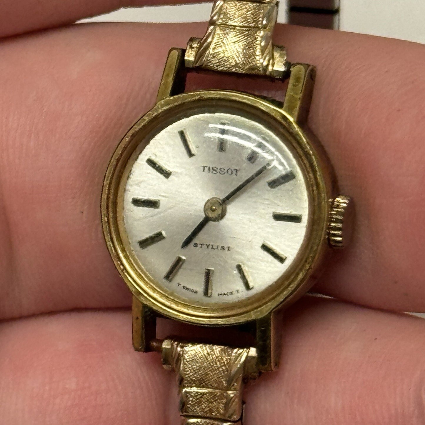 18mm Vintage Ladies Tissot Stylist Swiss Gold Tone Expandable Watch TO RESTORE