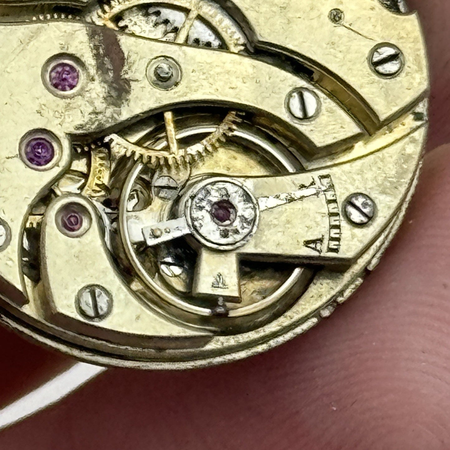 23.2mm E Gubelin Lucerne High Grade Manual Wind Swiss Watch Movement FOR PARTS