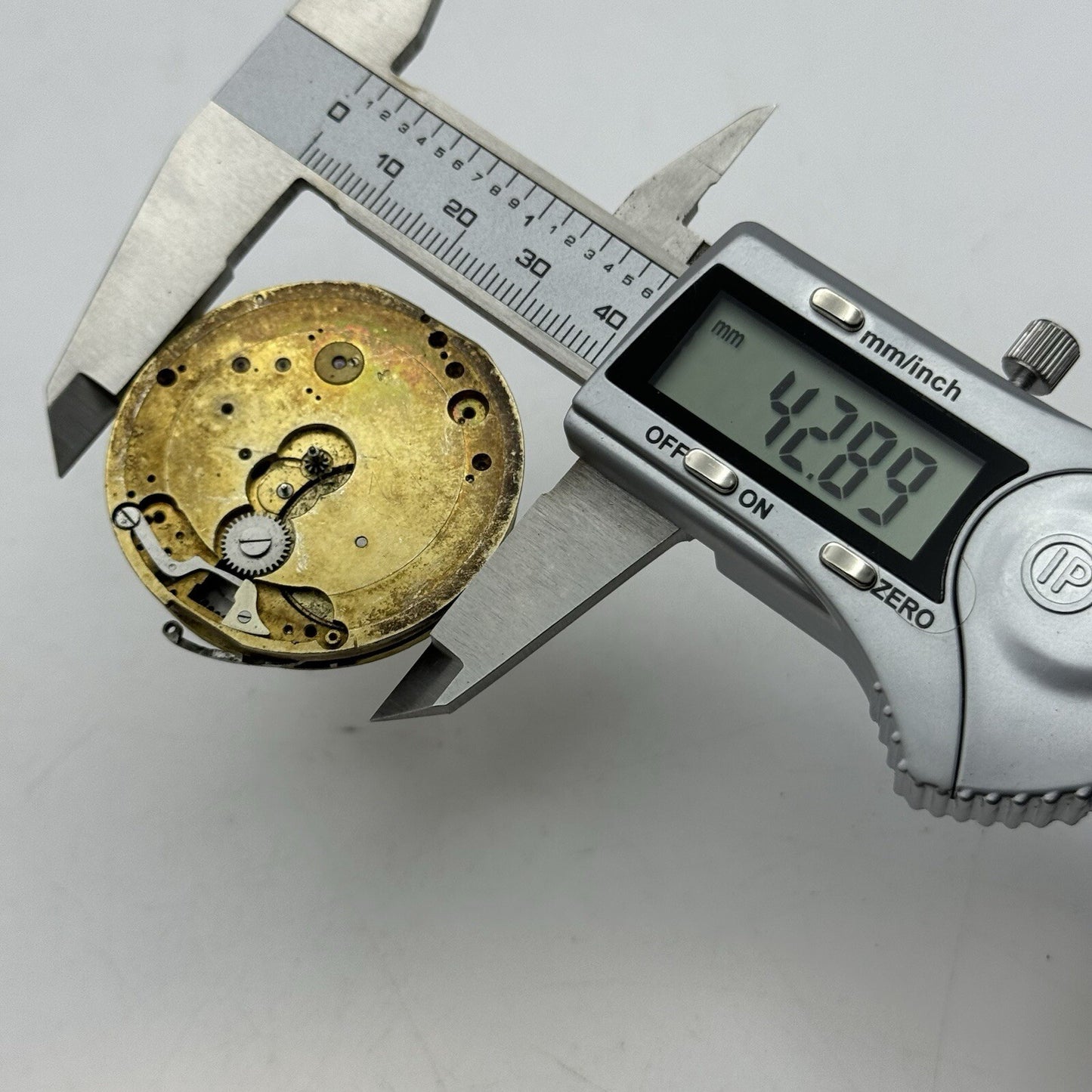 42.8mm Unidentified Good Quality Pocket Watch Movement FOR PARTS Restore