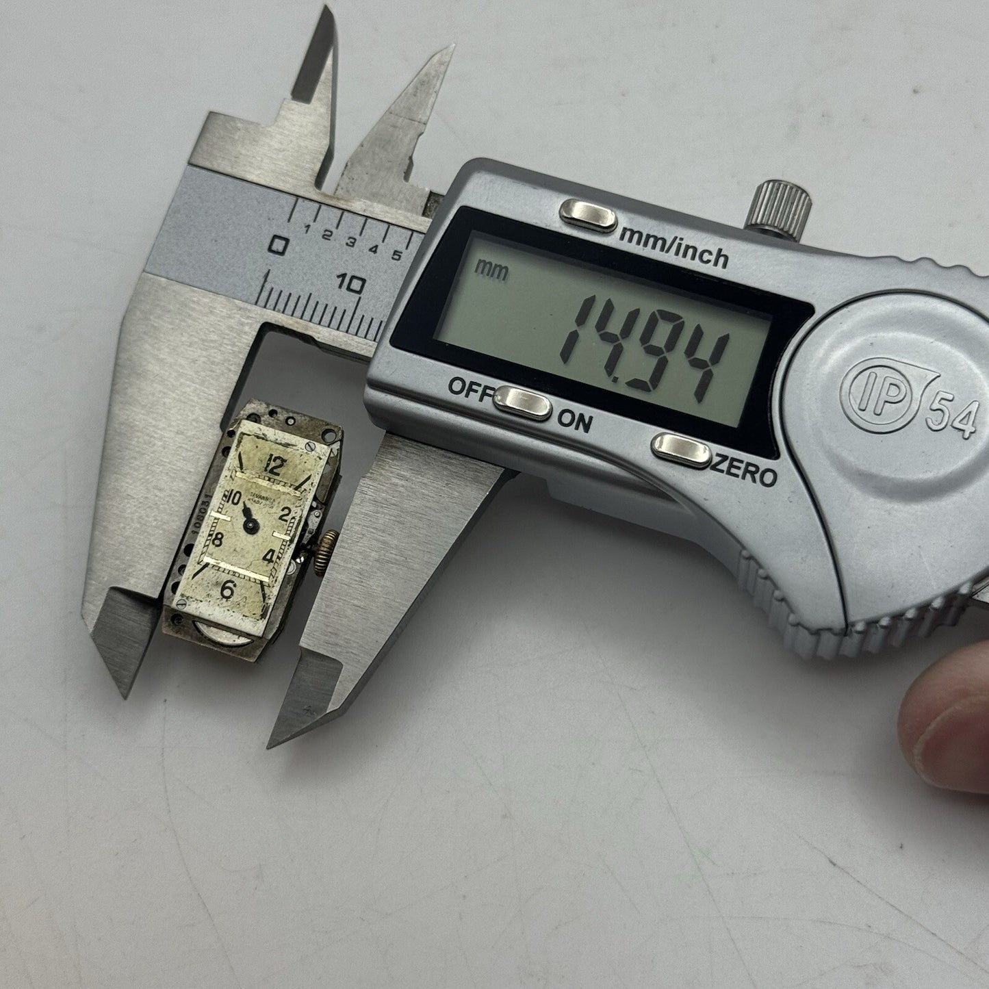 12.1mm Cyma Tavannes Cal 345 High Quality Tank Watch Movement Restoration Parts