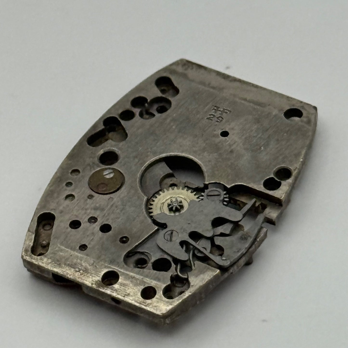 FHF 29 Tank Watch Movement Manual Wind Vintage Swiss Incomplete Parts Repair 19.