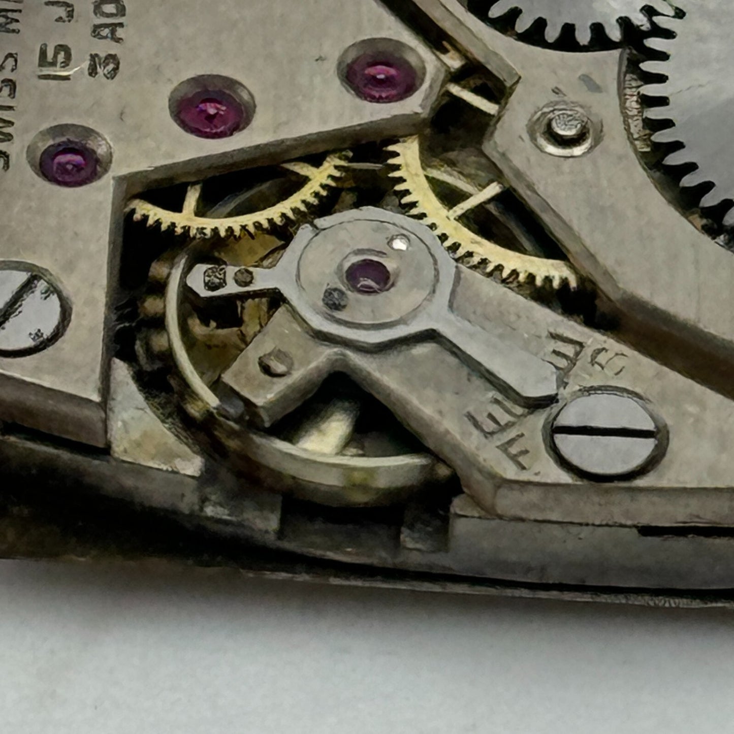 17.7mm Running Marvin Cal 610 Manual Wind Tank Watch Movement Vintage PARTS