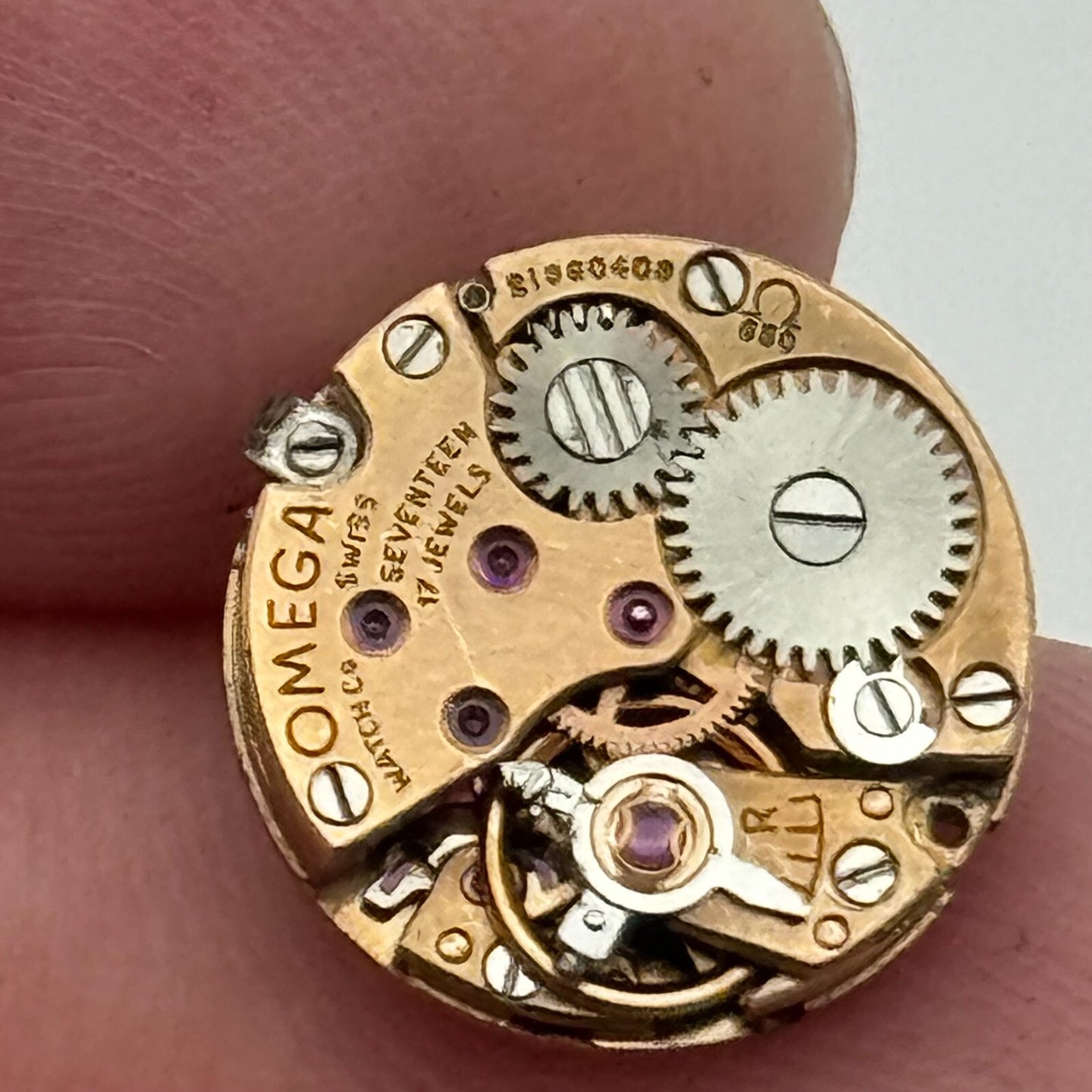 12.5mm Ladies Omega Cal 650 Manual Wind 17 Jewels Swiss Watch Movement PARTS