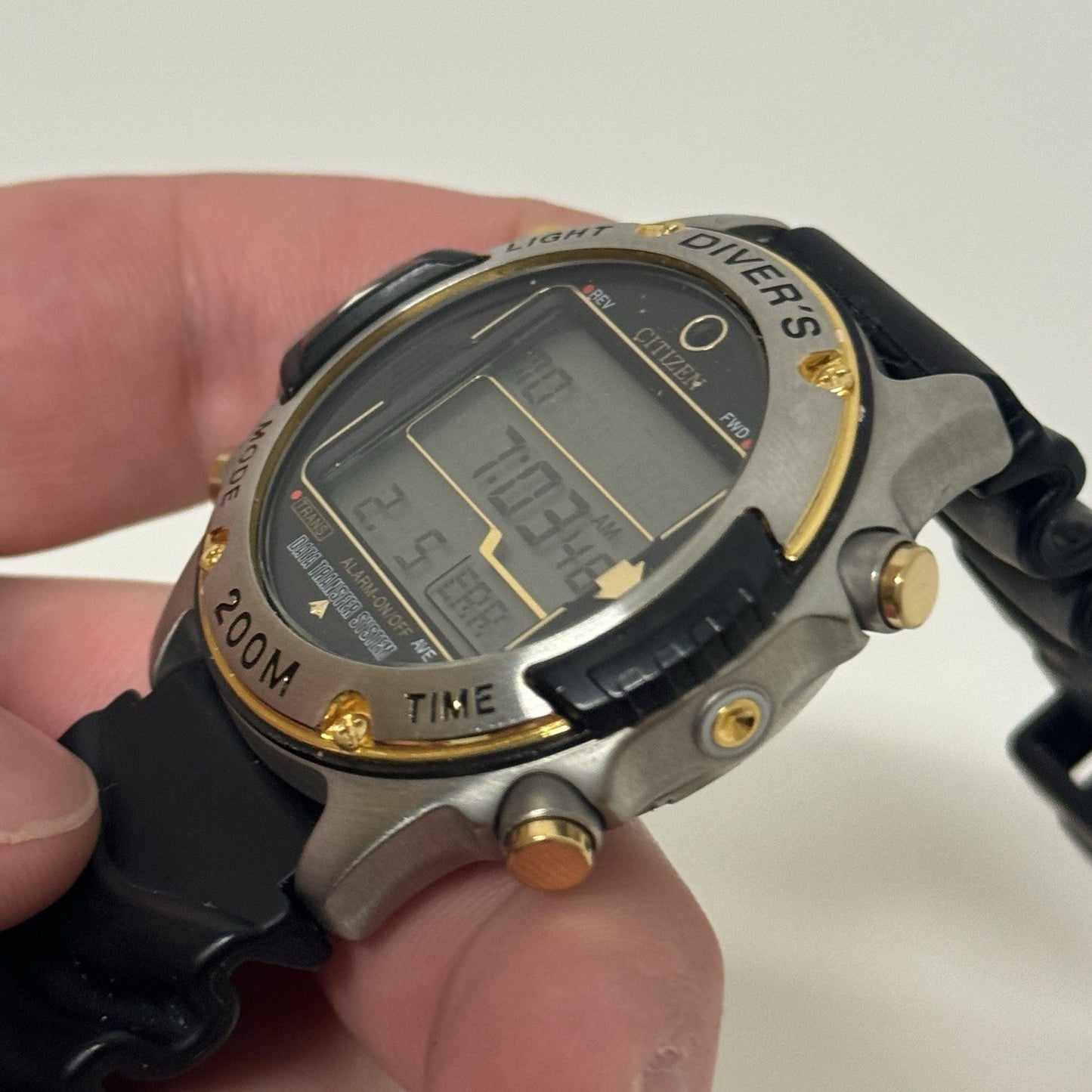 46mm Citizen Promaster Hyper Aqualand D203-089821 Digital Watch Runs To Repair