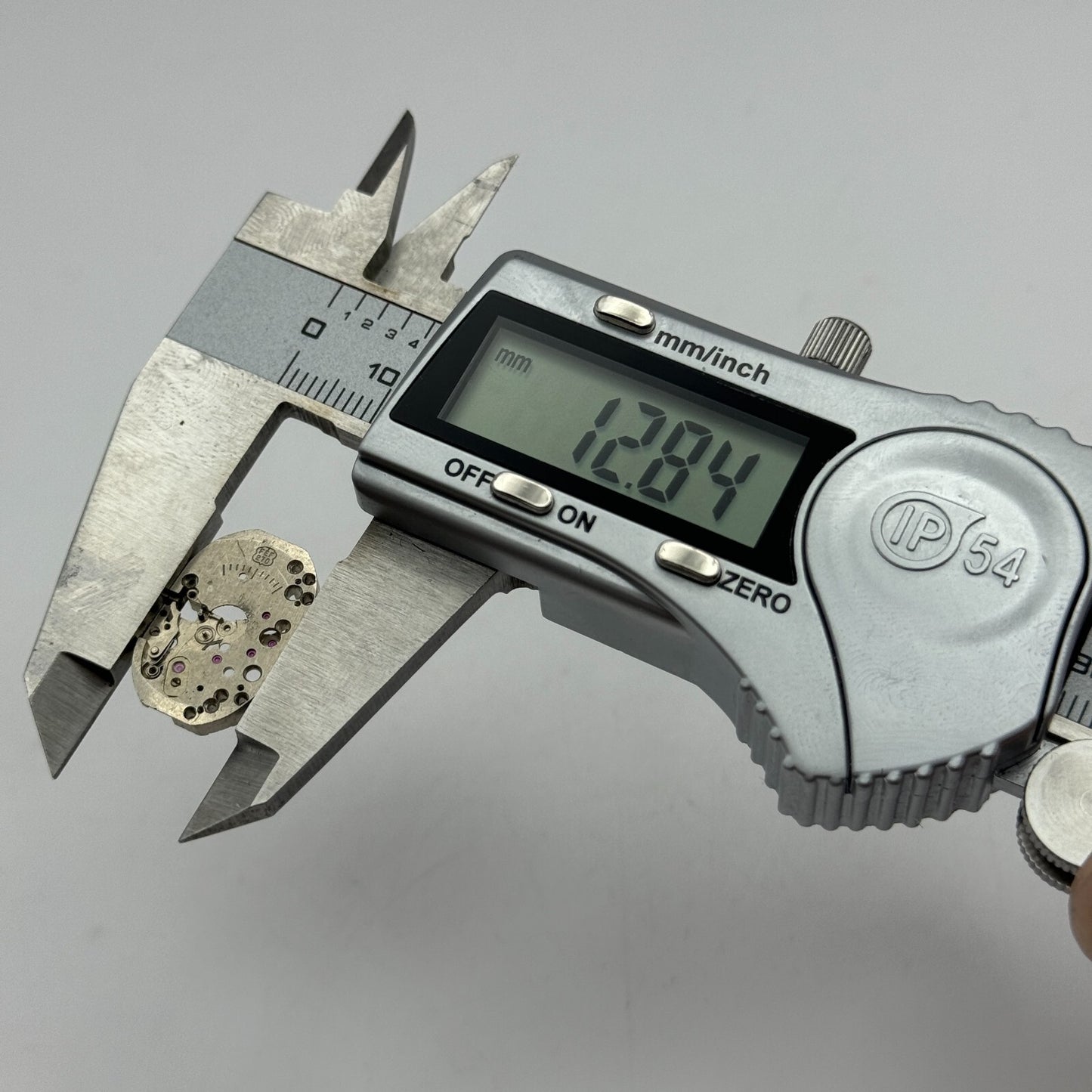 12.8mm Ladies FEF 270 Partial Manual Wind Watch Movement Swiss Vintage PARTS