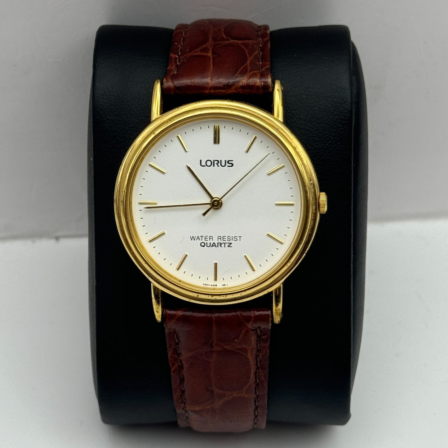 34mm Working Lorus V501-8B30 Vintage Quartz Watch Unisex New Battery 8.5 Inches