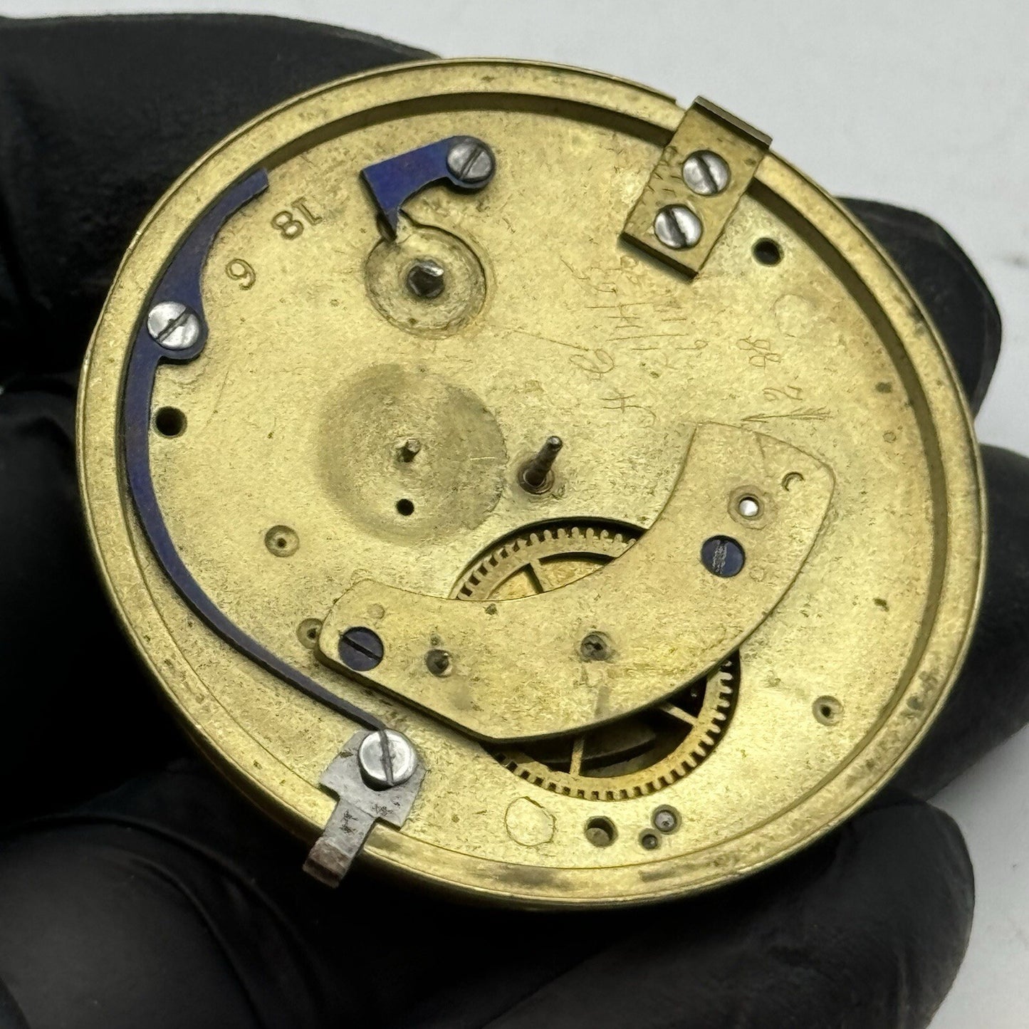 46.7mm Manual Wind Unidentified Fusee No Chain Pocket Watch Movement FOR PARTS