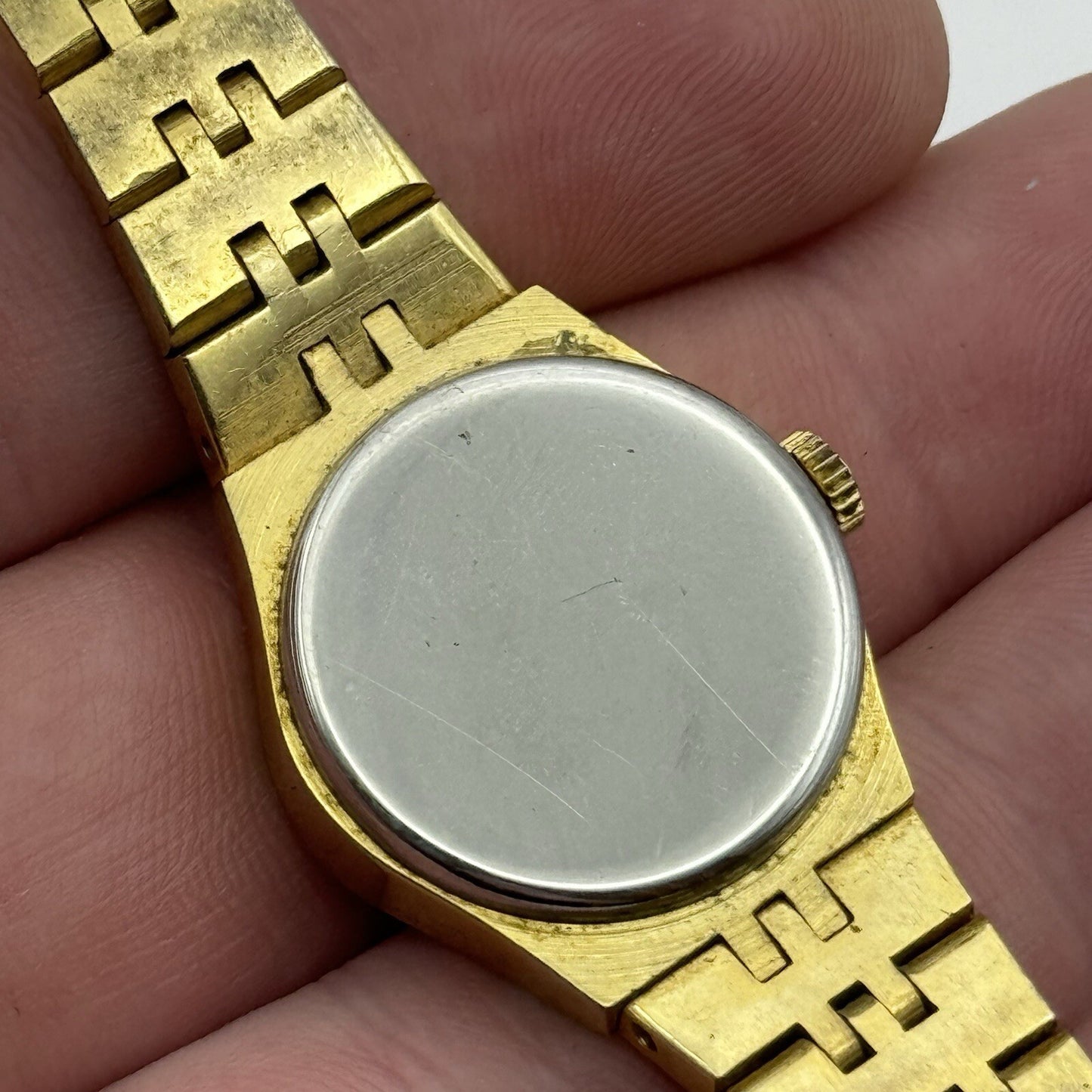 23mm Ladies Nentime Gold Plated Manual Wind Watch Swiss Vintage RUNS 2 MINS FAST