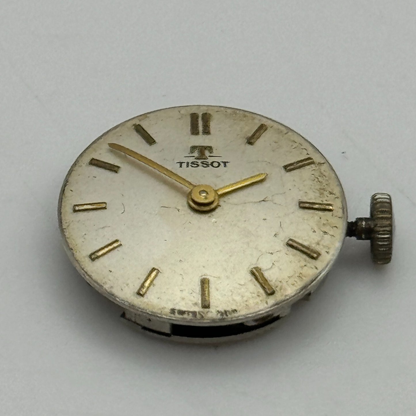 15.5mm Ladies Tissot 709 Manual Wind Watch Movement Swiss Vintage PARTS SPARES