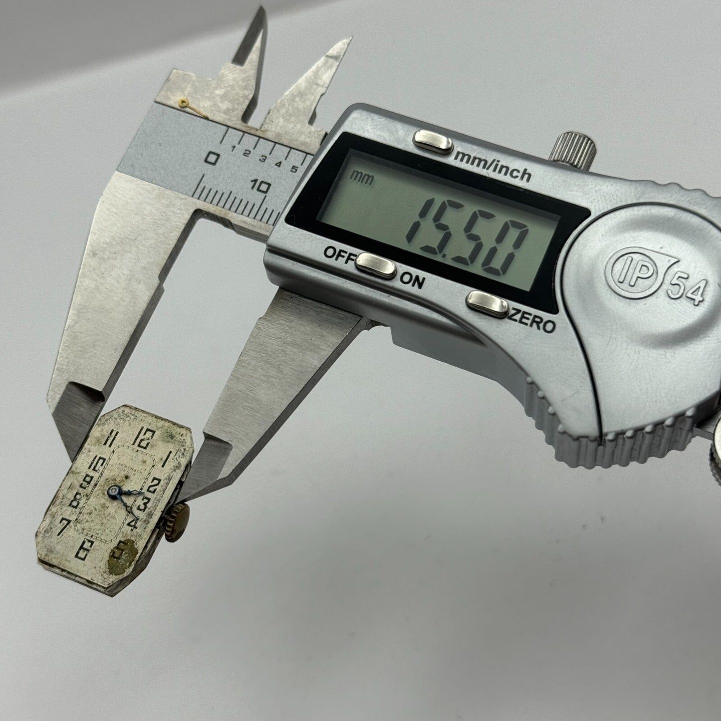15.1mm Cyma Tavannes Ref 063 Balance Ok Swiss Watch Movement PARTS SPARES