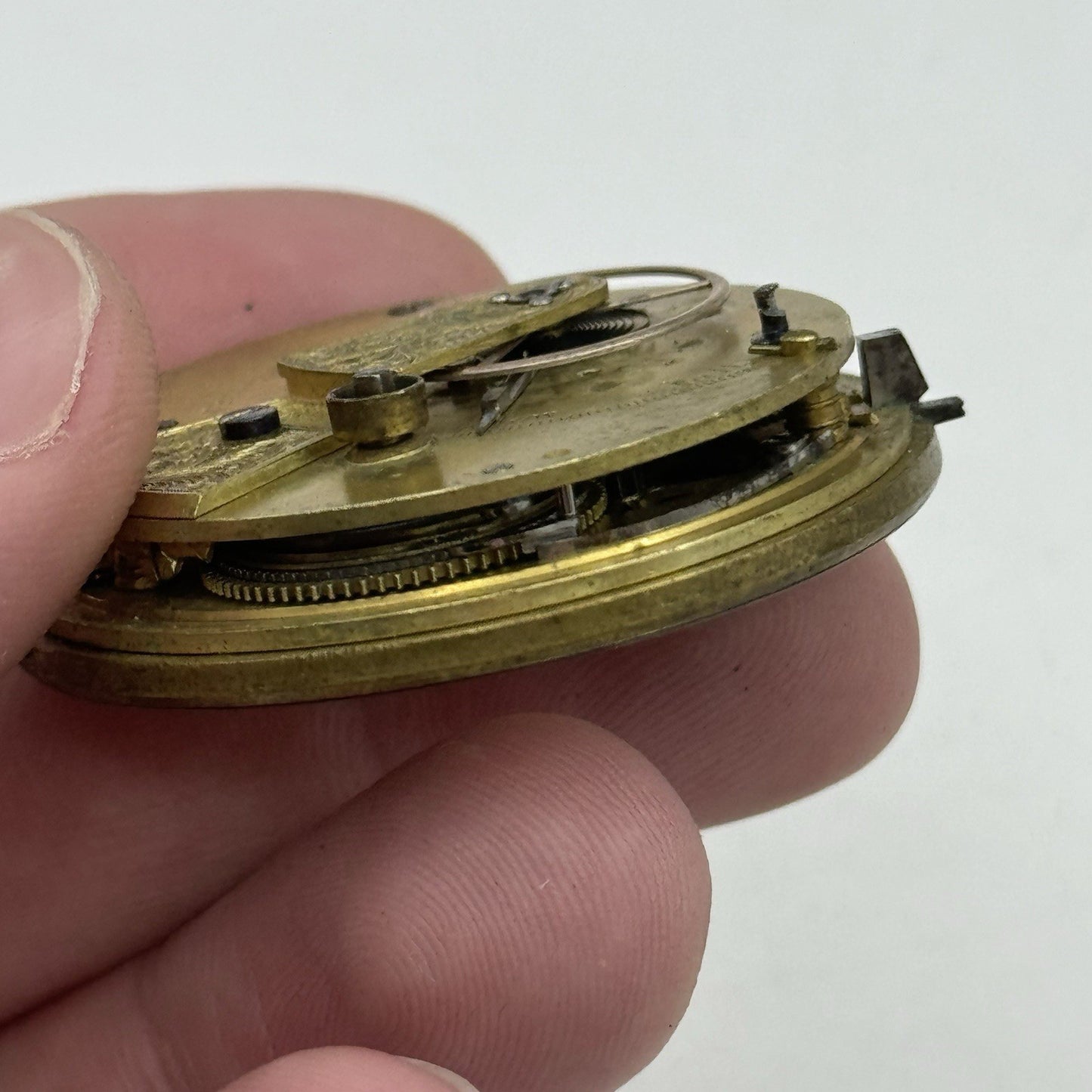 41.8mm Antique Unidentified English Fusee Pocket Watch Movement - PARTS REPAIR