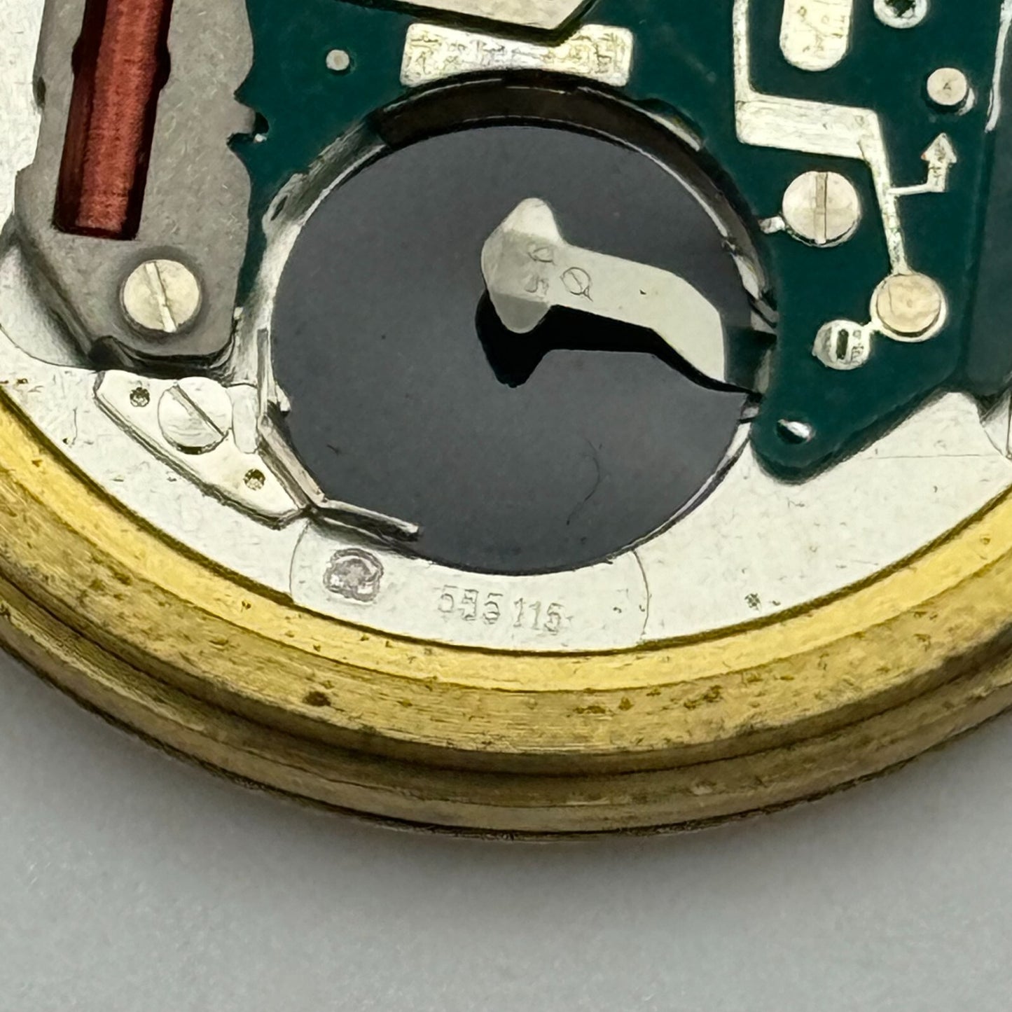31.5mm Men’s Garrard ETA 555.115 Quartz Watch Movement Vintage UNTESTED PARTS