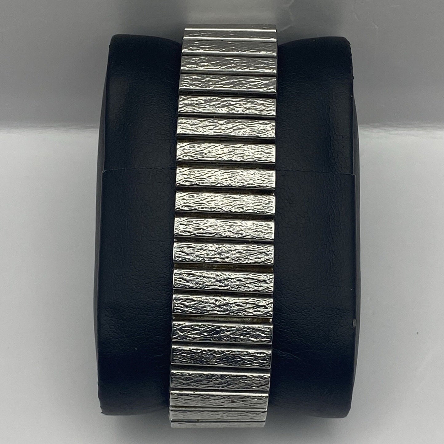 35mm RUNNING TO REPAIR Vintage Rytima De Luxe Ronda RAX 1233 Movement For Parts