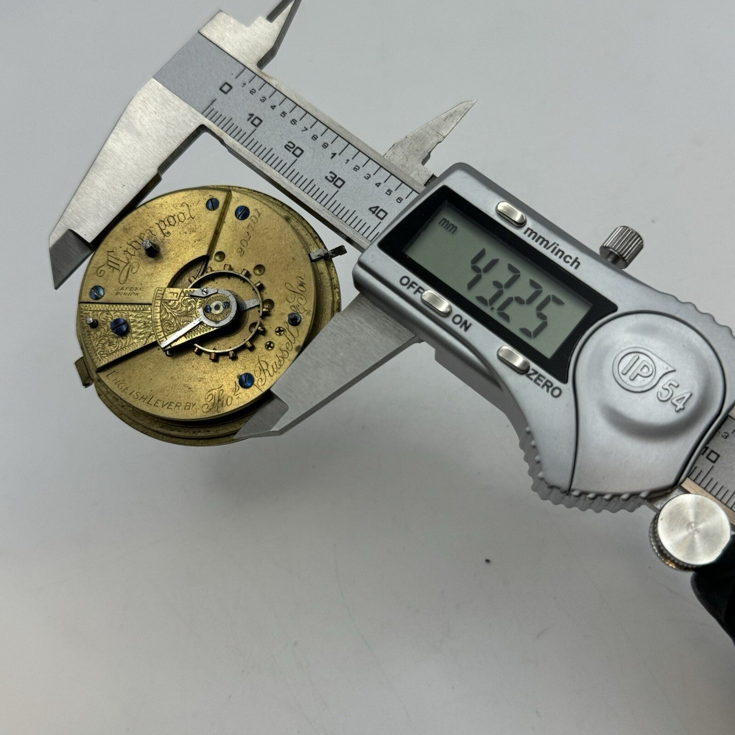 50mm Antique Thomas Russell & Son English Lever Pocket Watch Movement FOR PARTS