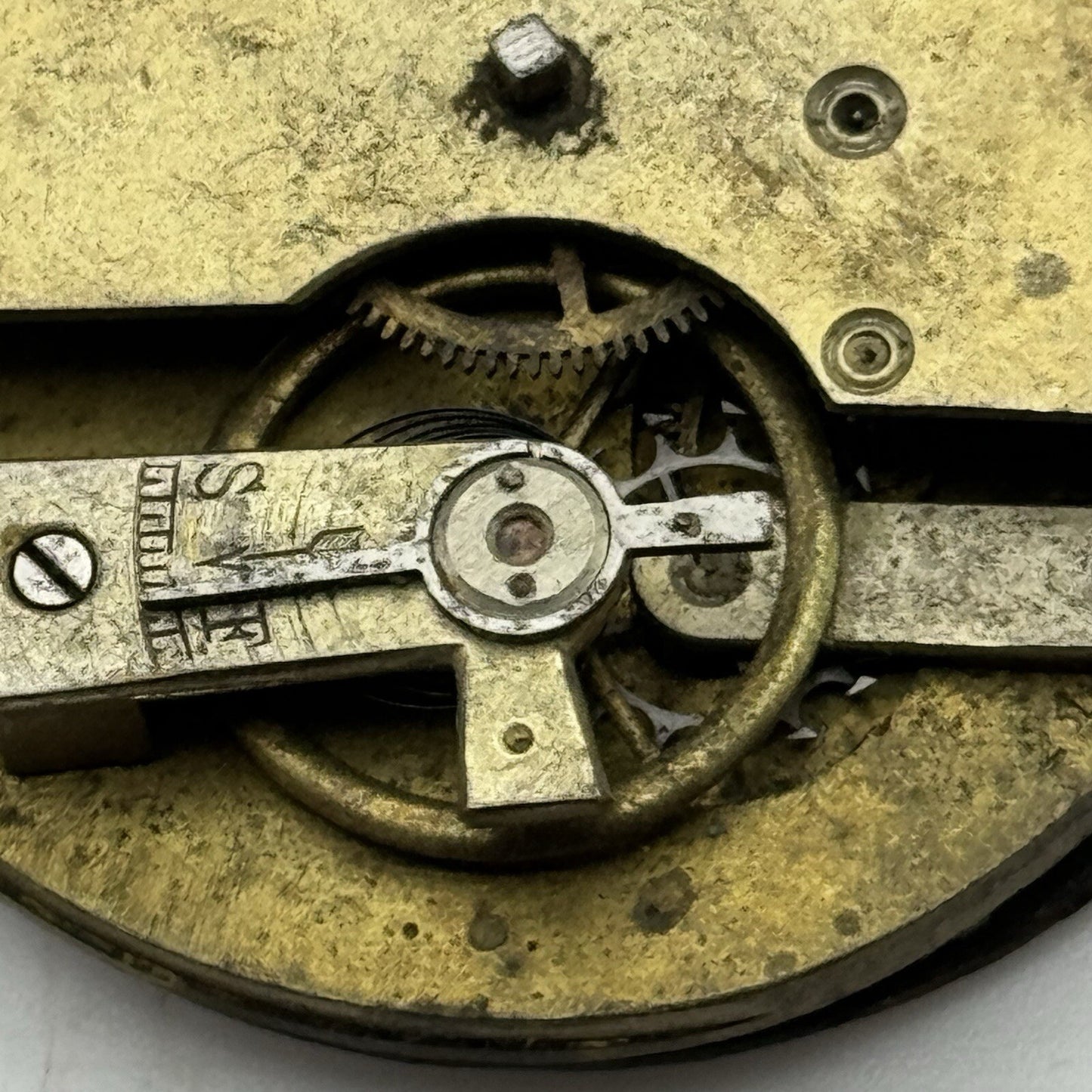 44.9mm Unidentified Pocket Watch Movement Roman Numerals Dial FOR PARTS