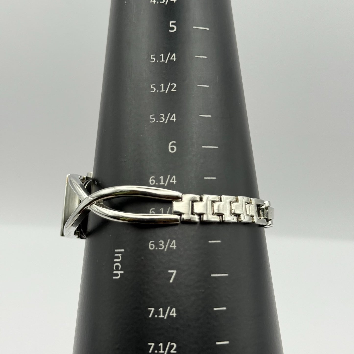 Avon Ladies Quartz Watch Black Square Dial Silver Tone Bracelet Working 19mm