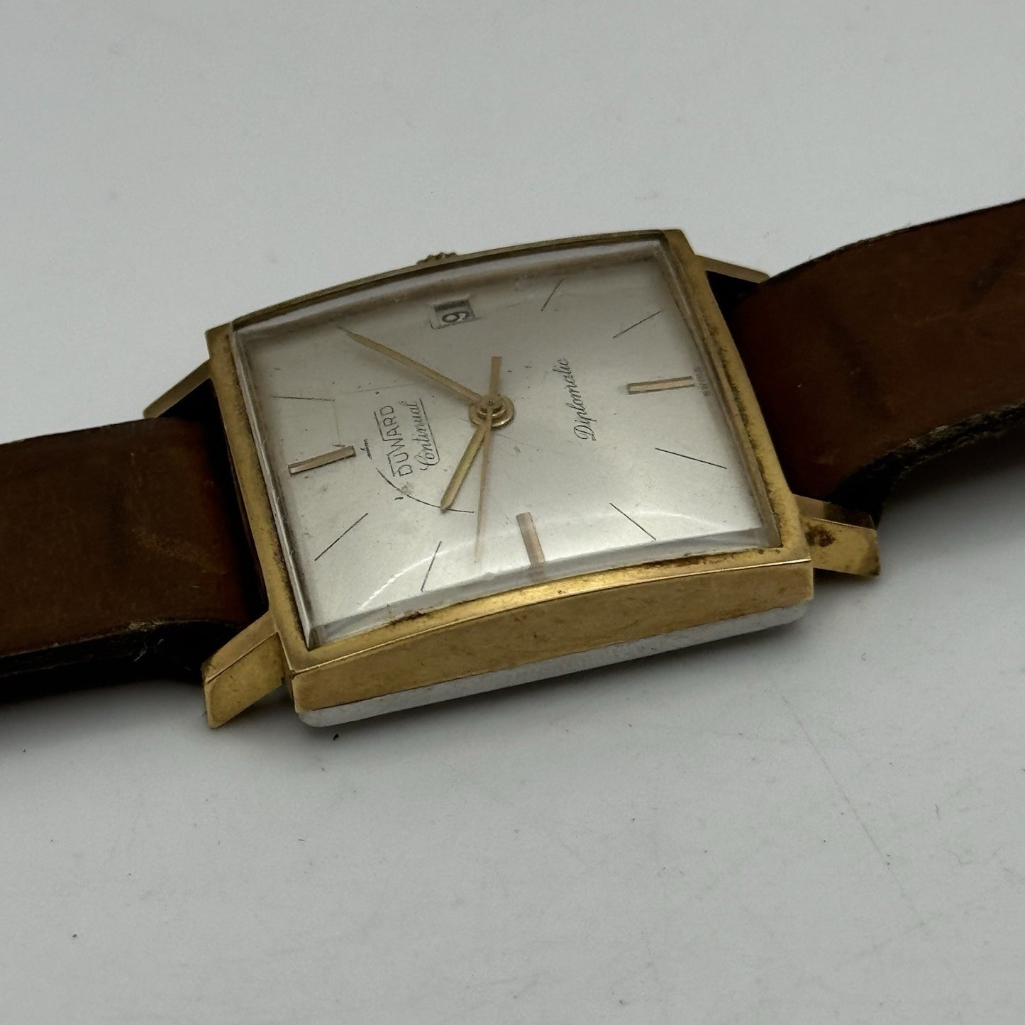 28mm Duward Diplomatic ETA 2472 Automatic Square Vintage Watch RESTORE PARTS