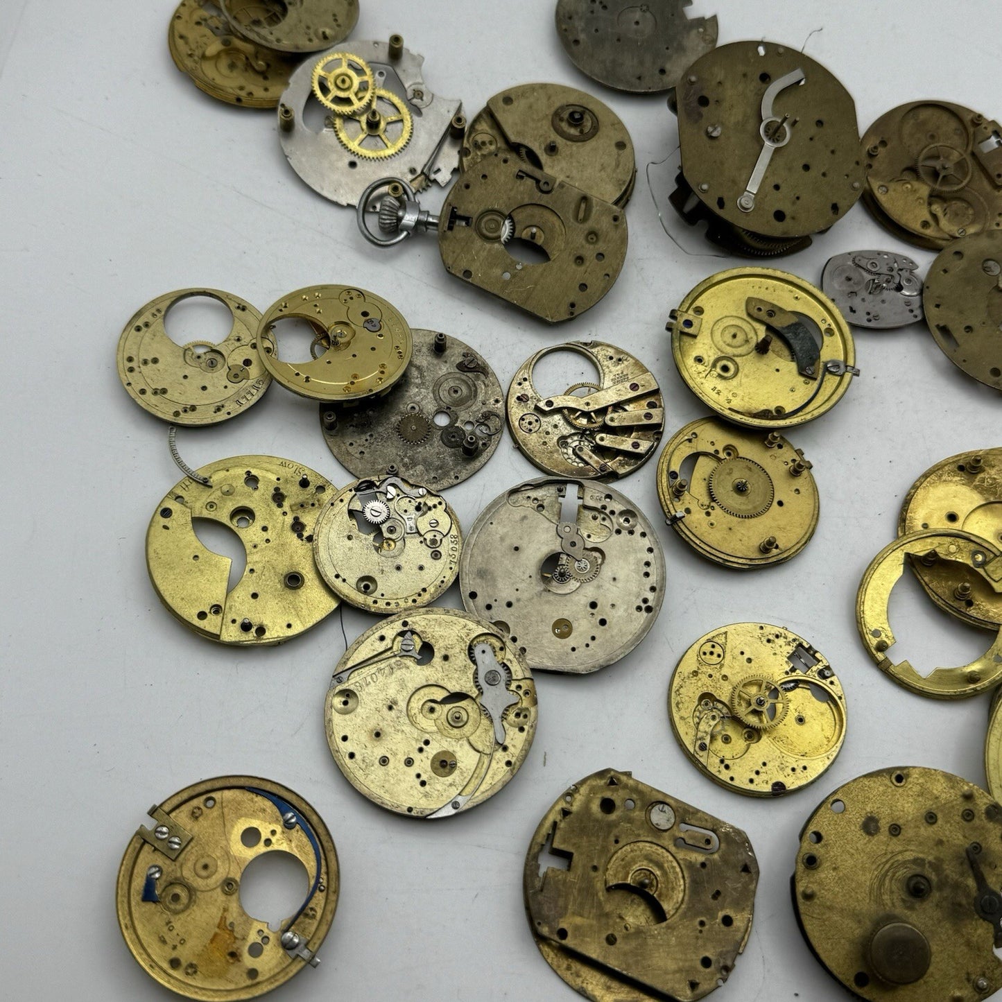 500 Grams Job Lot Of Pocket Watch Movements Parts For Spares / Repairs / Parts