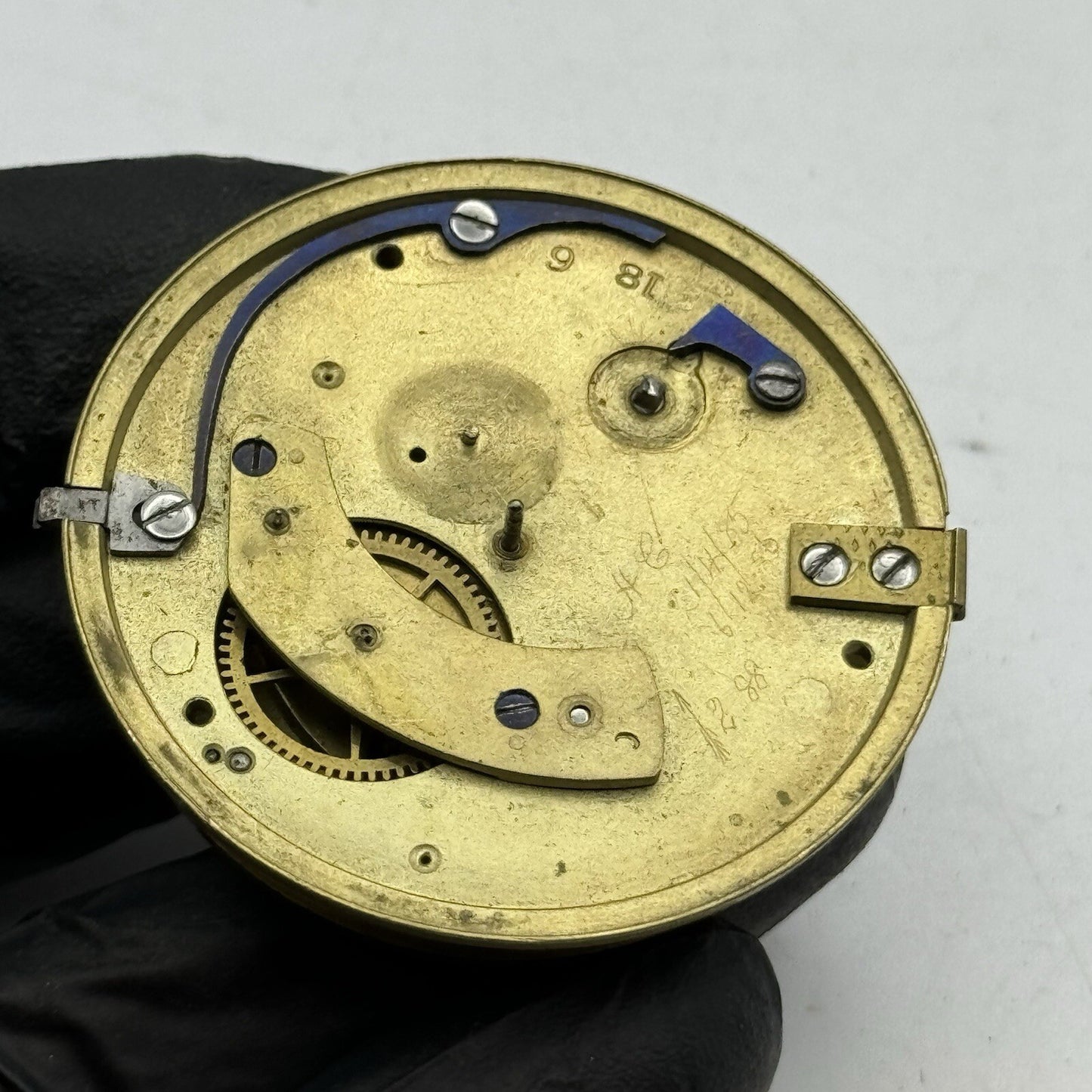 46.7mm Manual Wind Unidentified Fusee No Chain Pocket Watch Movement FOR PARTS