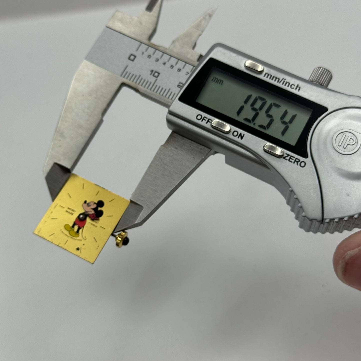 19.5mm Running Mickey Mouse Bradley Walt Disney RAX 6061-21 Watch Movement PARTS