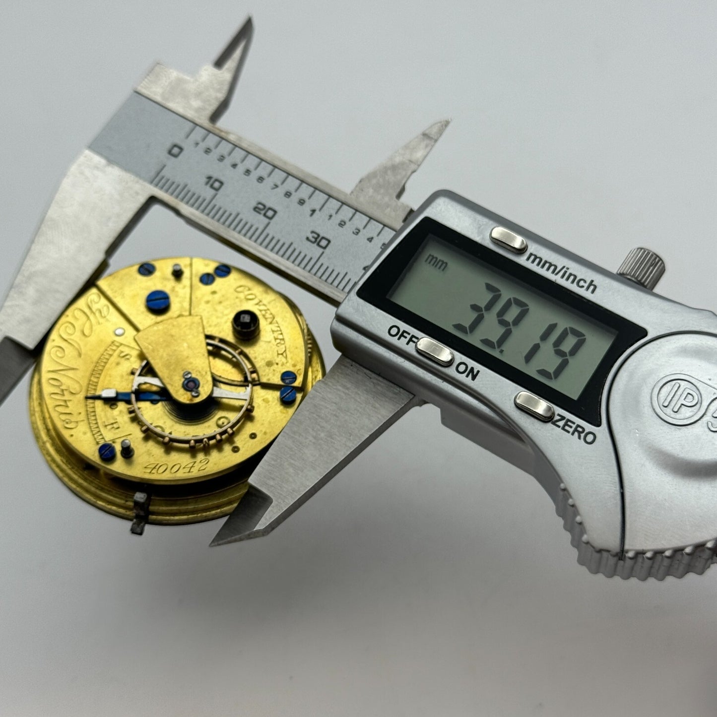 44.6mm Antique H J Norris Coventry Balance Intact Pocket Watch Movement PARTS