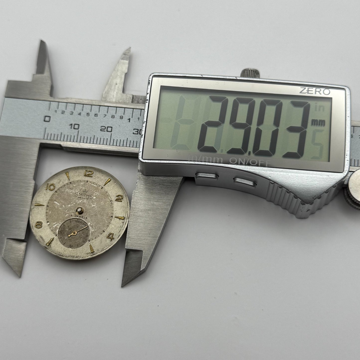 Smiths De Luxe 15 Jewels C268882 Watch Movement Manual Wind Vintage Parts 26.9mm