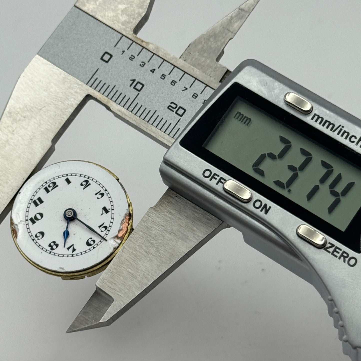 23.7mm 15 Jewels Swiss Trench Watch Movement Vintage Manual Wind PARTS SPARES