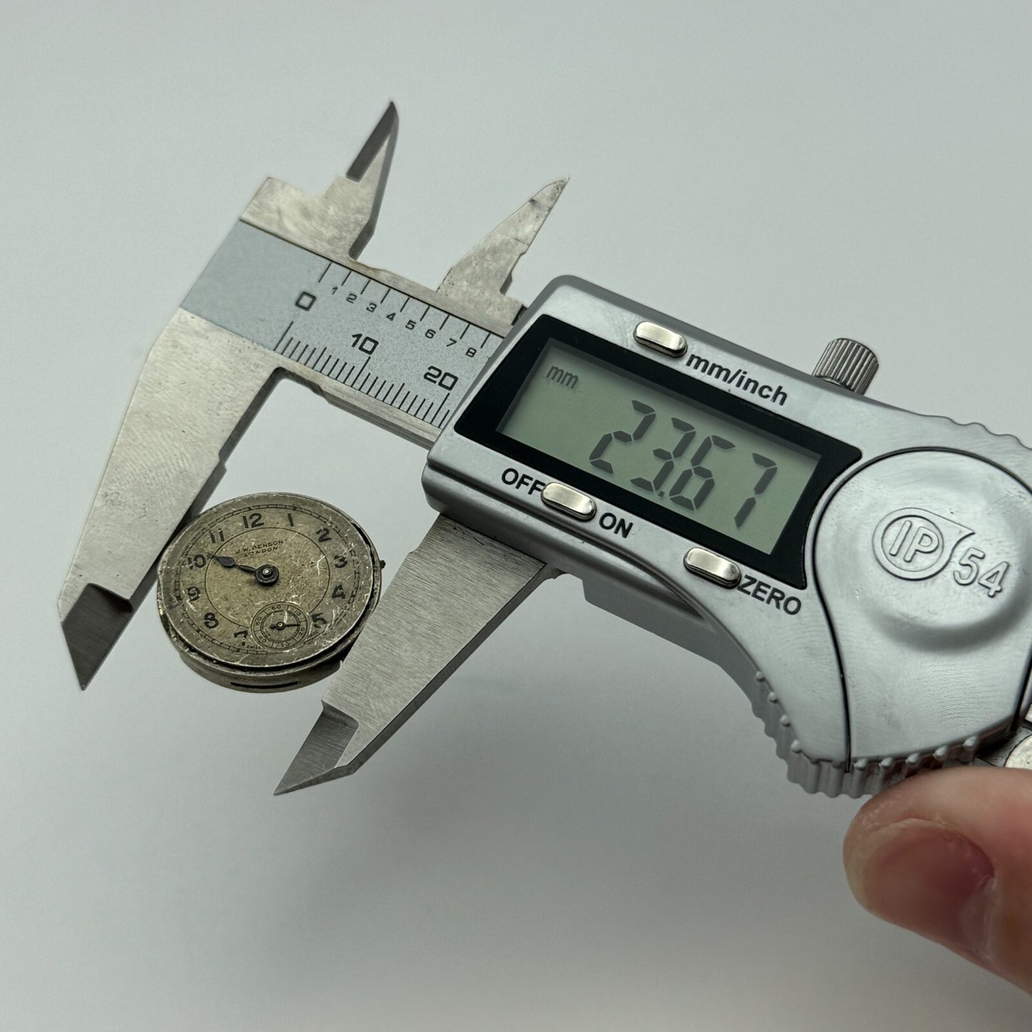 23.6mm Cyma Ref 374a Tavannes J W Benson Manual Wind Swiss Watch Movement PARTS