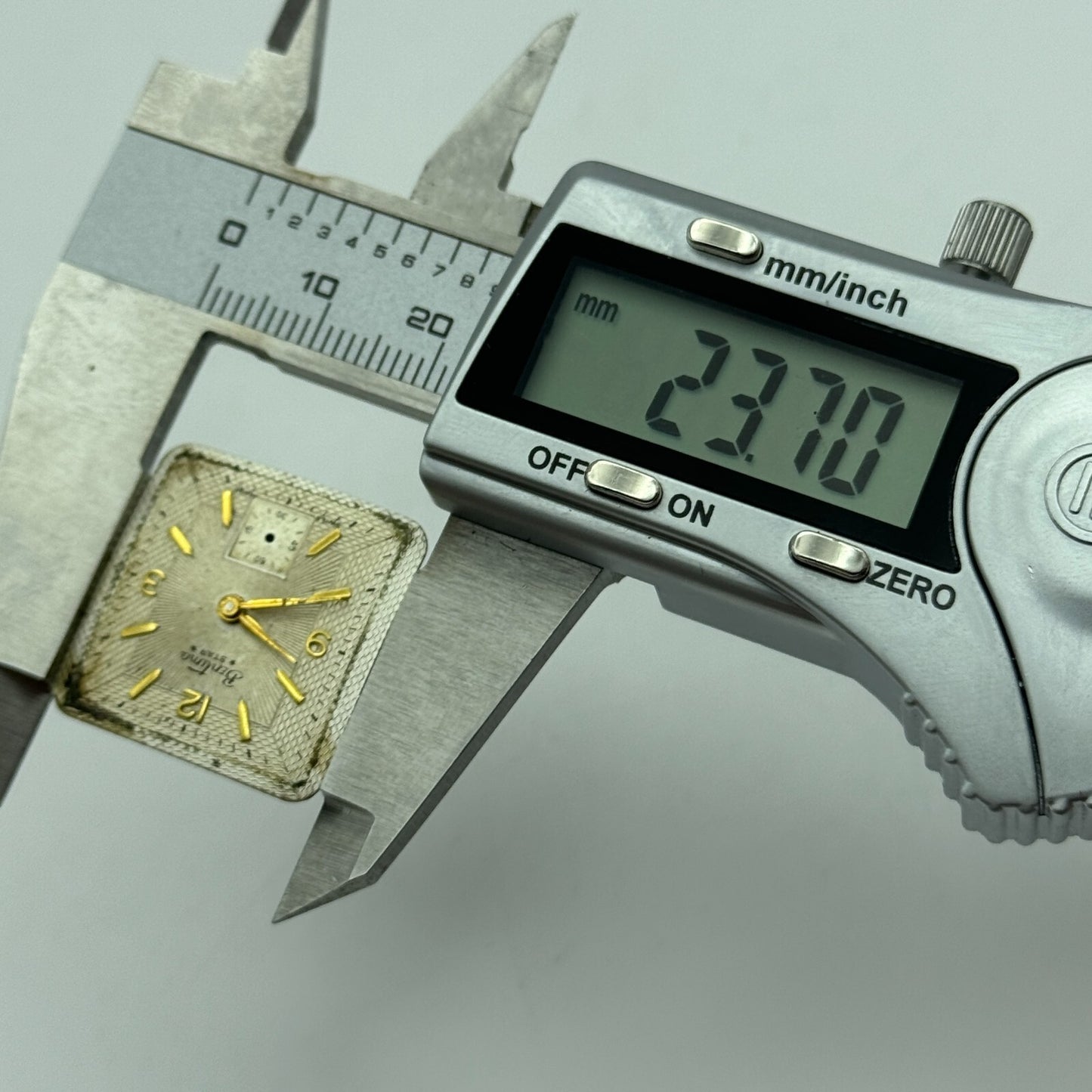 23.6mm Bentima ETA 1260 Manual Wind 15 Jewels Watch Movement Swiss Vintage PARTS