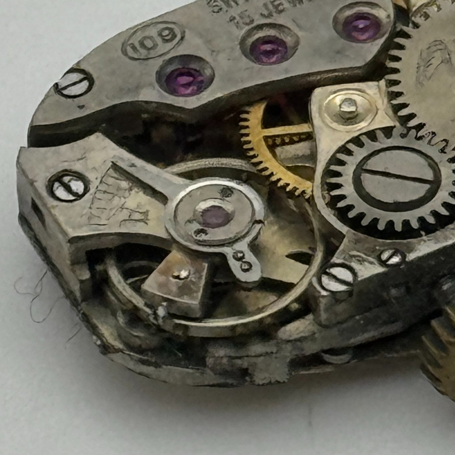 12.8mm Running Record Cal 109 Manual Wind 15 Jewels Swiss Watch Movement PARTS