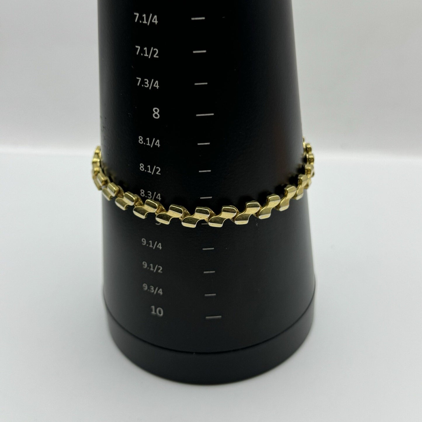 17mm WORKING Vintage Ladies Lucerne Manual Wind Expandable Cal 5001 Mvt Watch