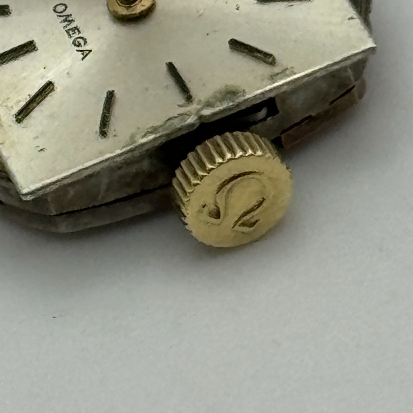 12.5mm Ladies Omega Cal 485 Manual Wind Watch Movement Swiss Vintage PARTS SPARE