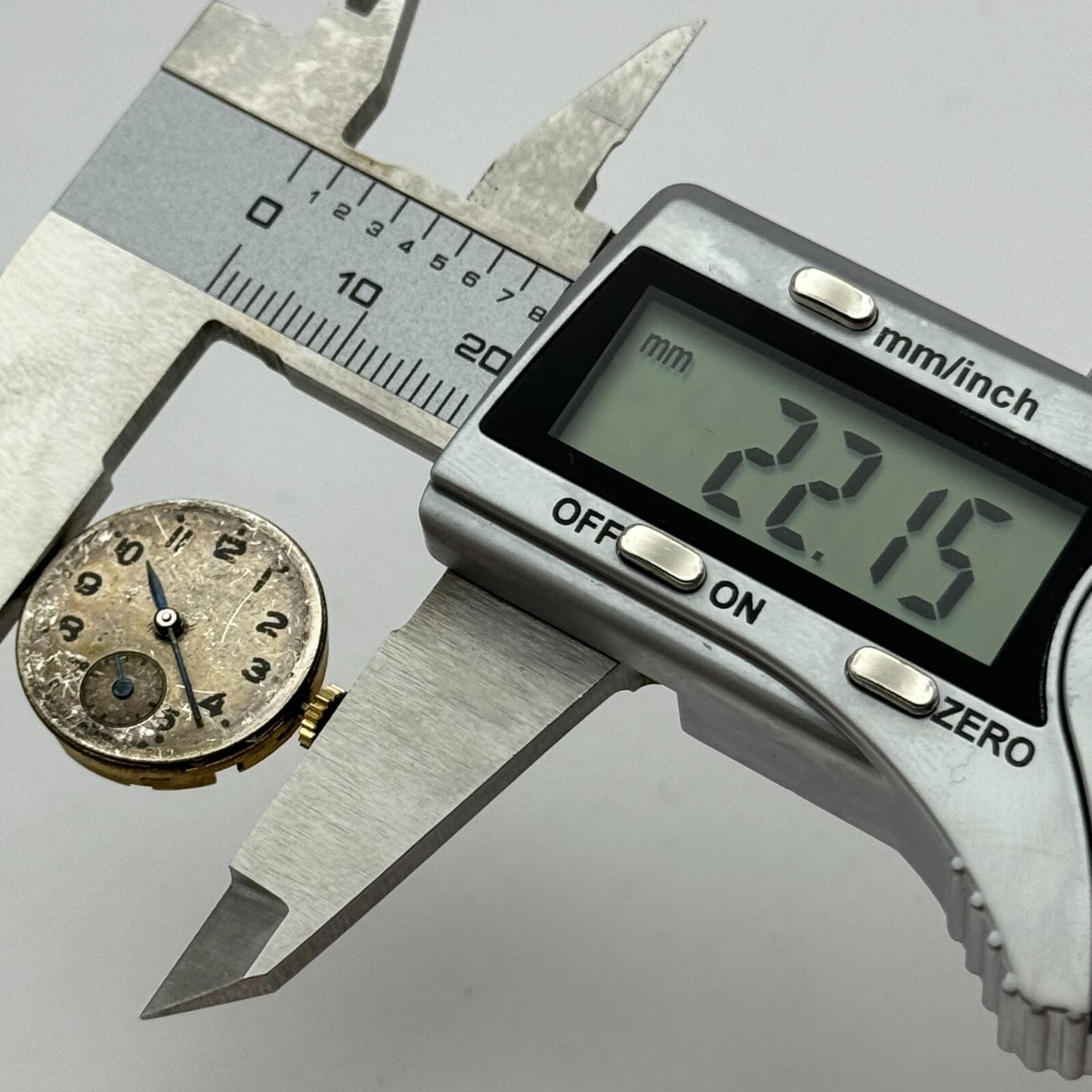 19.5mm Smiths De Luxe 15 Jewels Sub Seconds Manual Wind Watch Movement PARTS