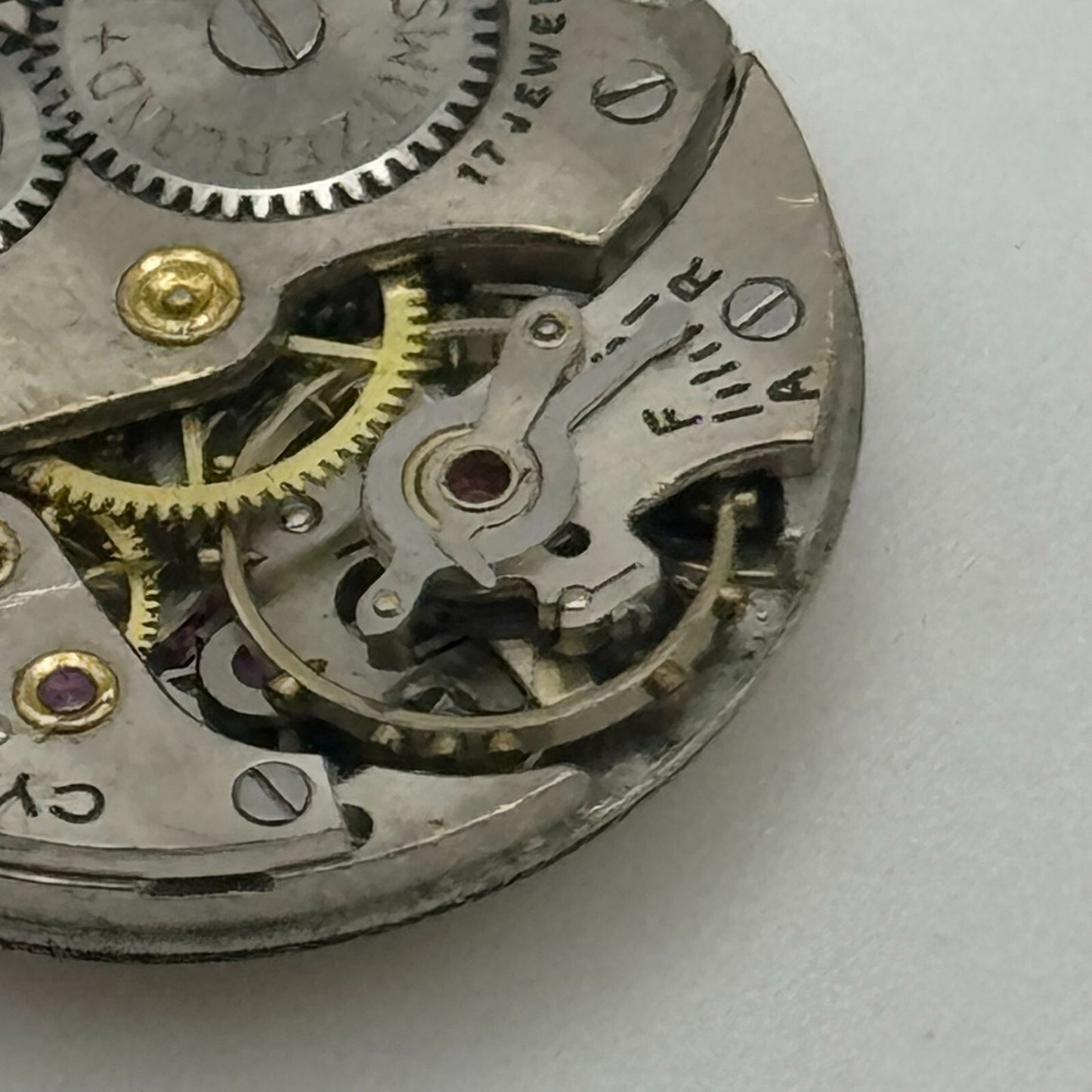 19.7mm Cyma R.424 Sub Seconds Manual Wind Watch Movement Swiss Vintage PARTS