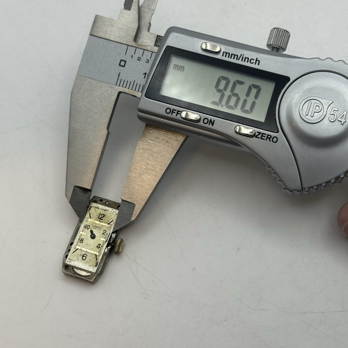 12.1mm Cyma Tavannes Cal 345 High Quality Tank Watch Movement Restoration Parts