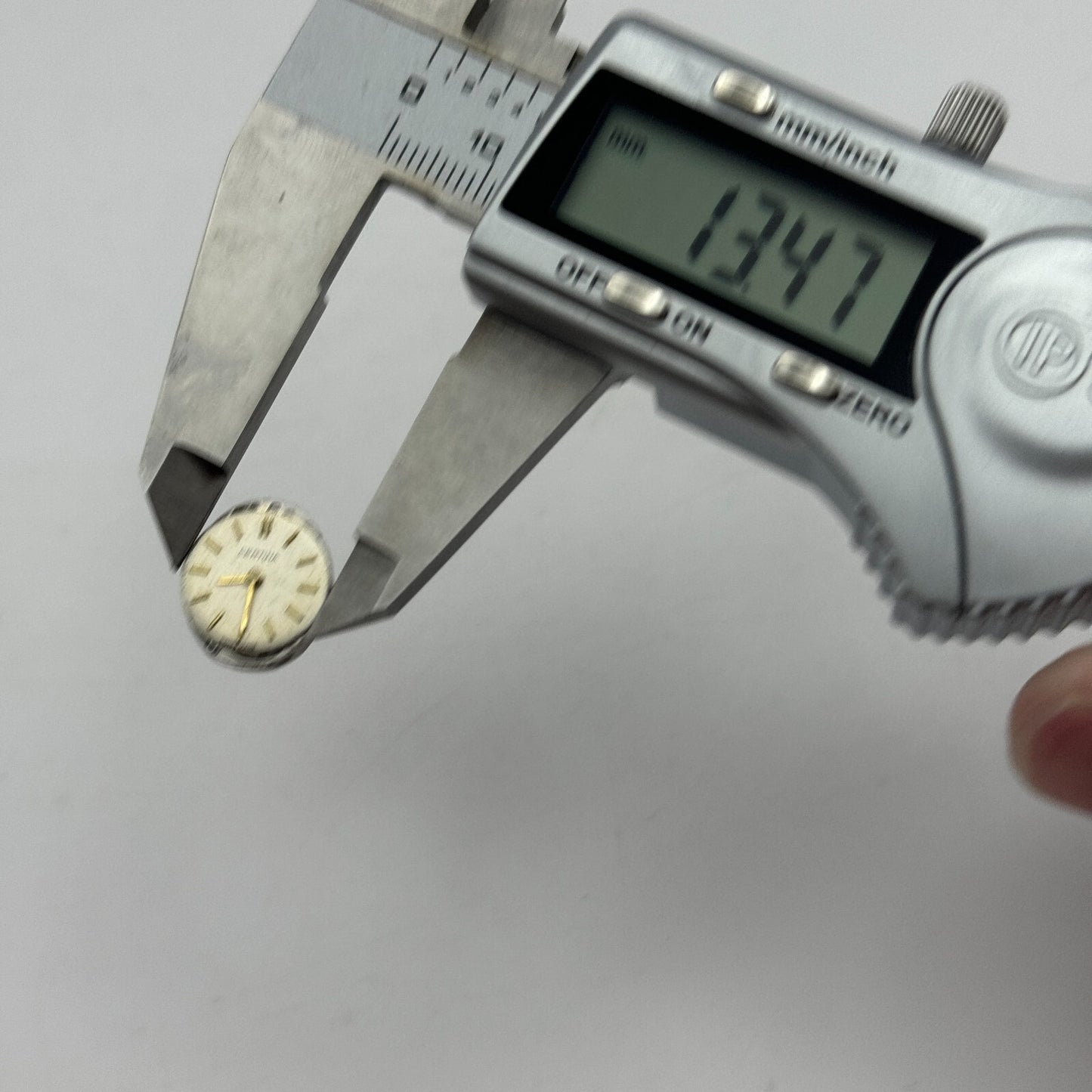 12.9mm Ladies Running Certina 13-20 Swiss Manual Wind Watch Movement PARTS SPARE