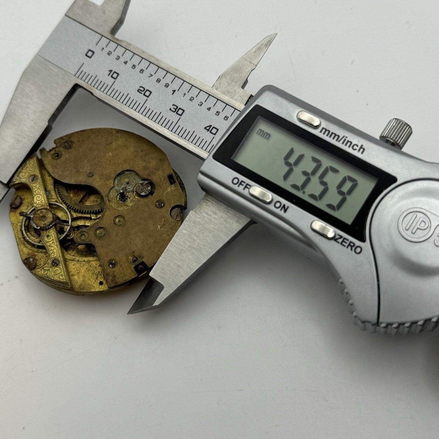 43.5mm Antique Hebdomas 8 Days Pocket Watch Movement To Restore Parts Repair