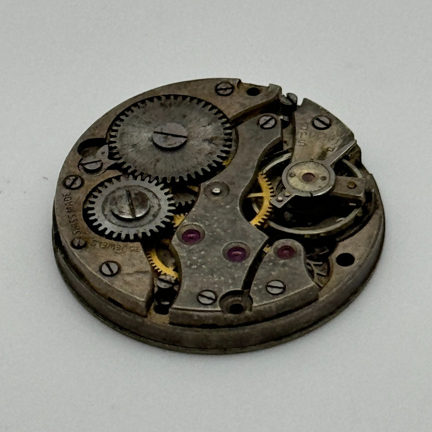 23.6mm Unidentified 15 Jewels Swiss Vintage Manual Wind Watch Movement PARTS
