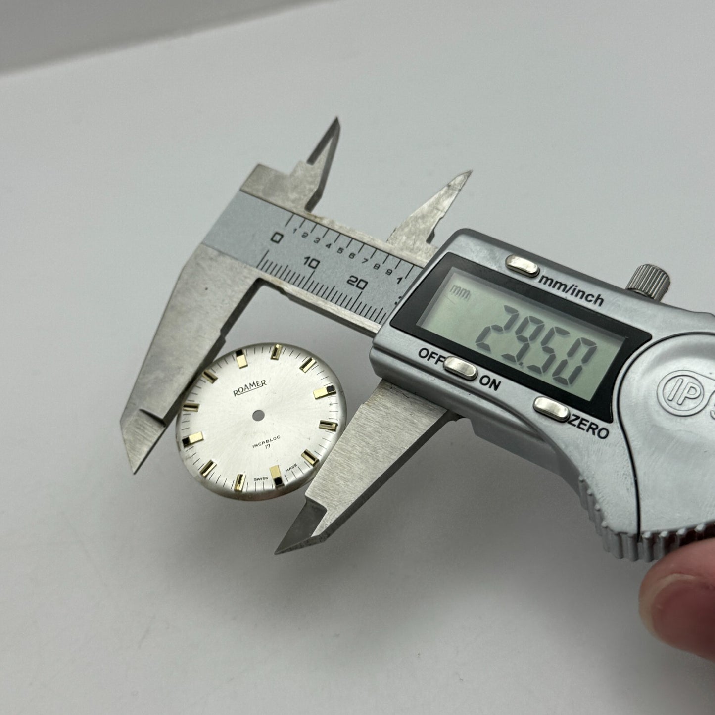 25.9mm Men's Roamer MST 414 Balance Ok Watch Movement Swiss Vintage PARTS SPARE