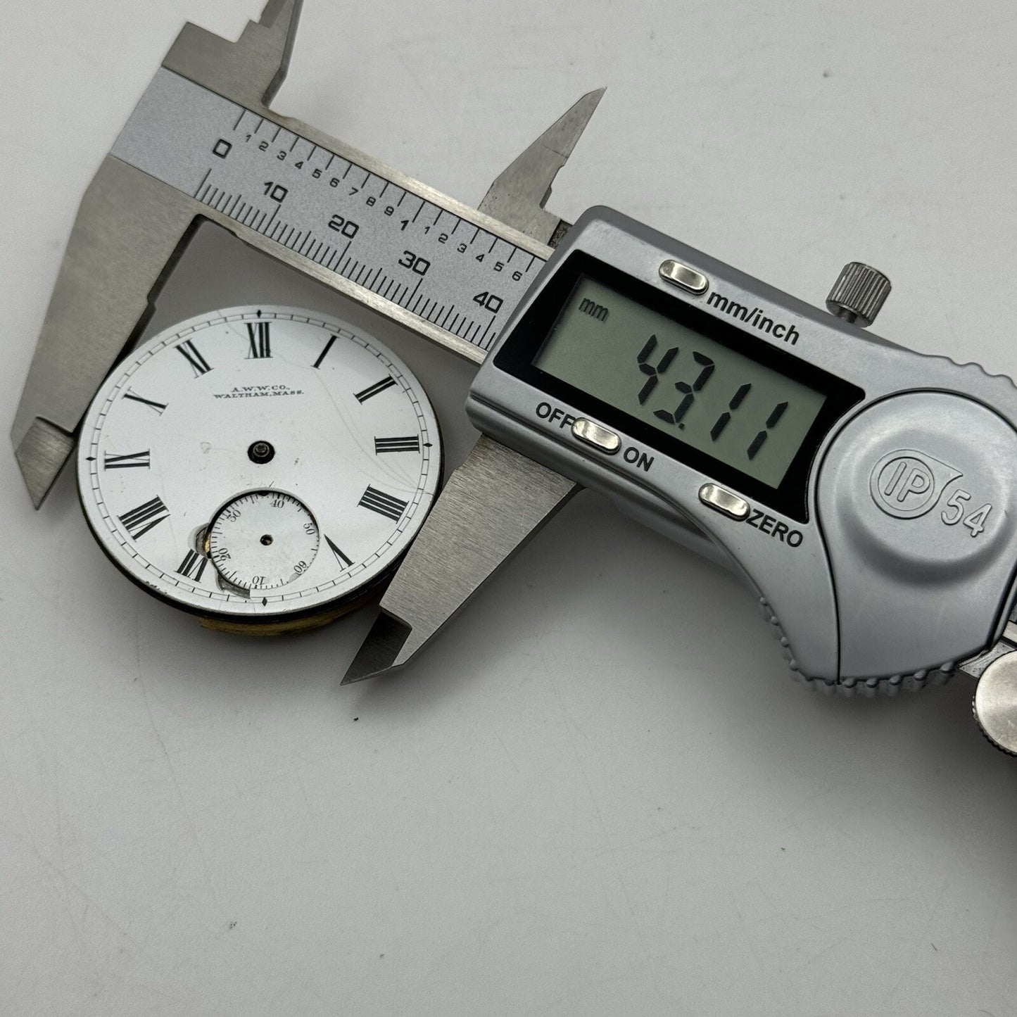 43.1mm Manual Wind Waltham Traveler Model Hunter Pocket Watch Movement FOR PARTS