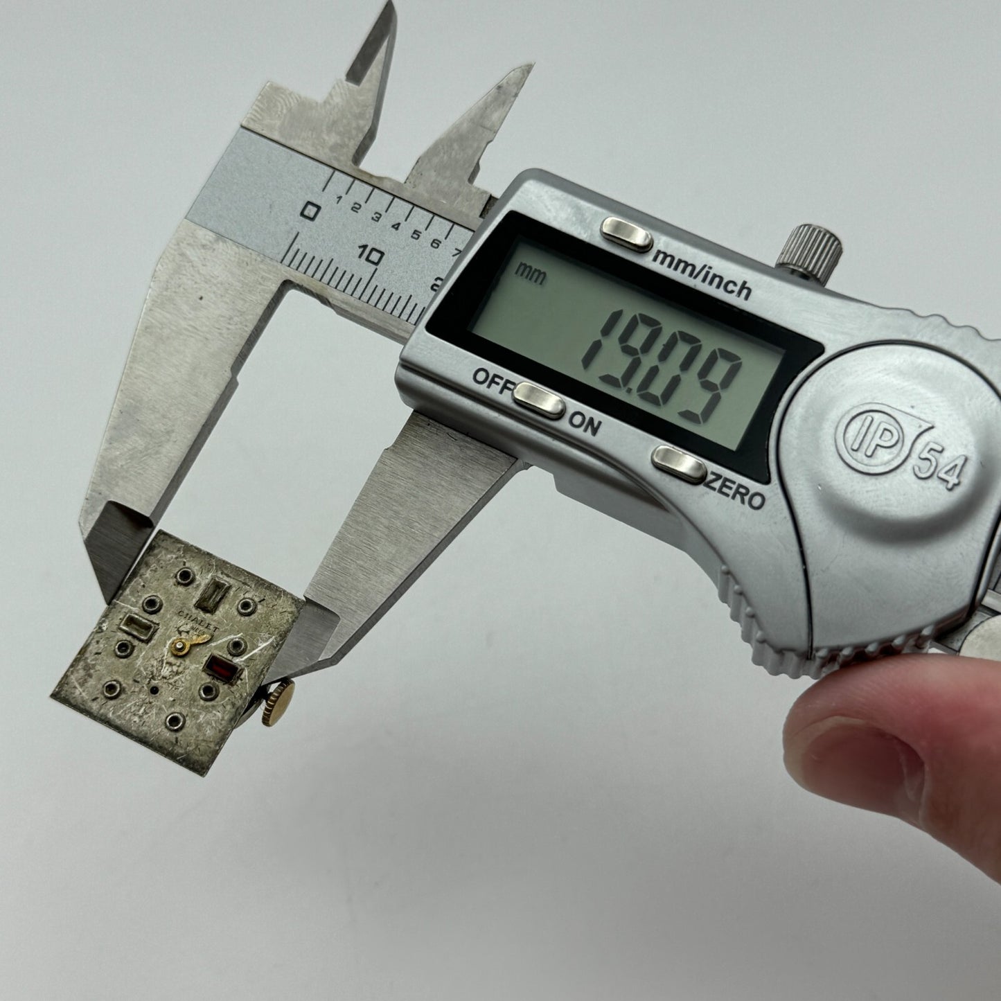 19.7mm Chalet AS 970 A Schild Manual Wind Watch Movement Swiss Vintage PARTS