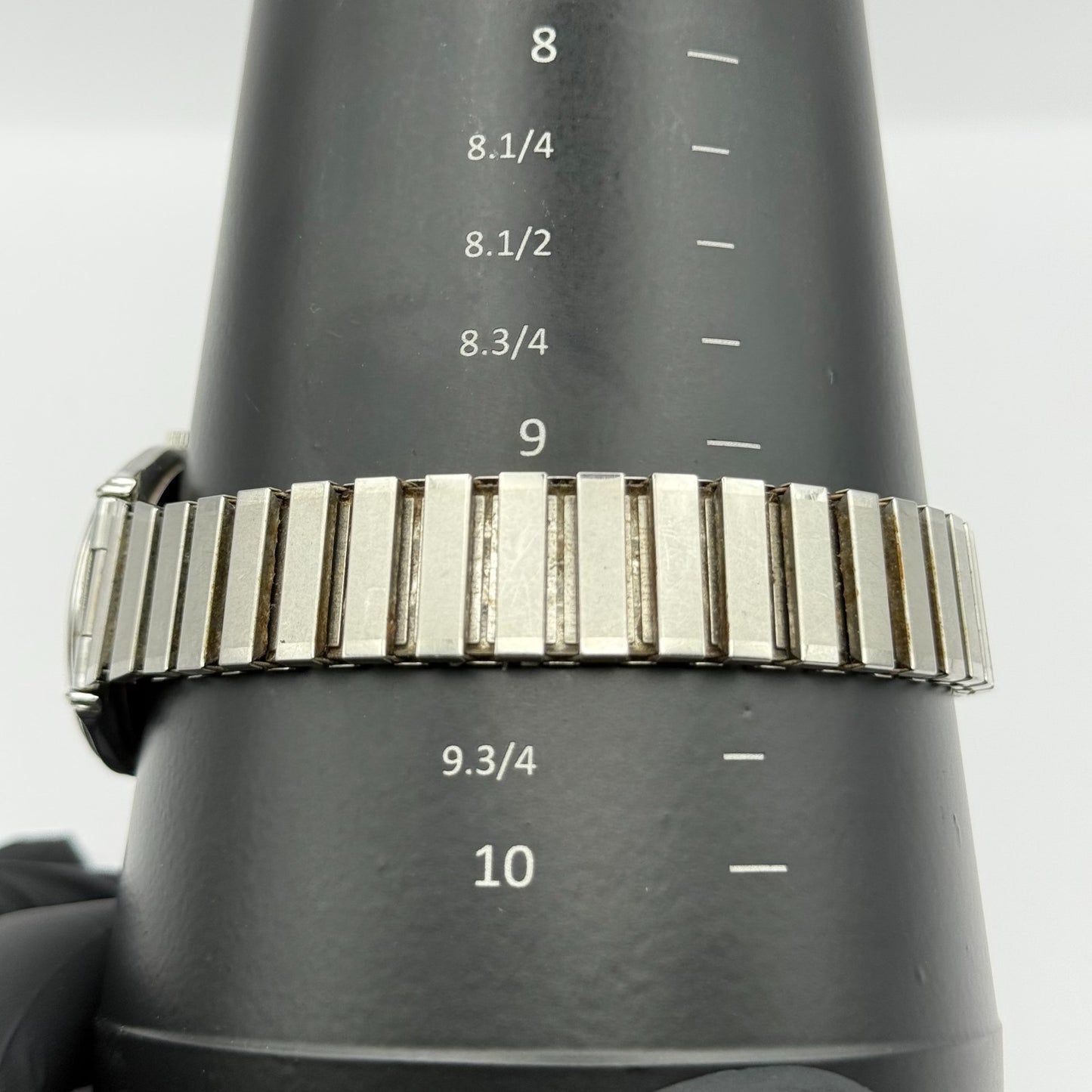 Adina Design Ladies Quartz Watch Date Dial Silver Tone Stretch Band Working 33mm