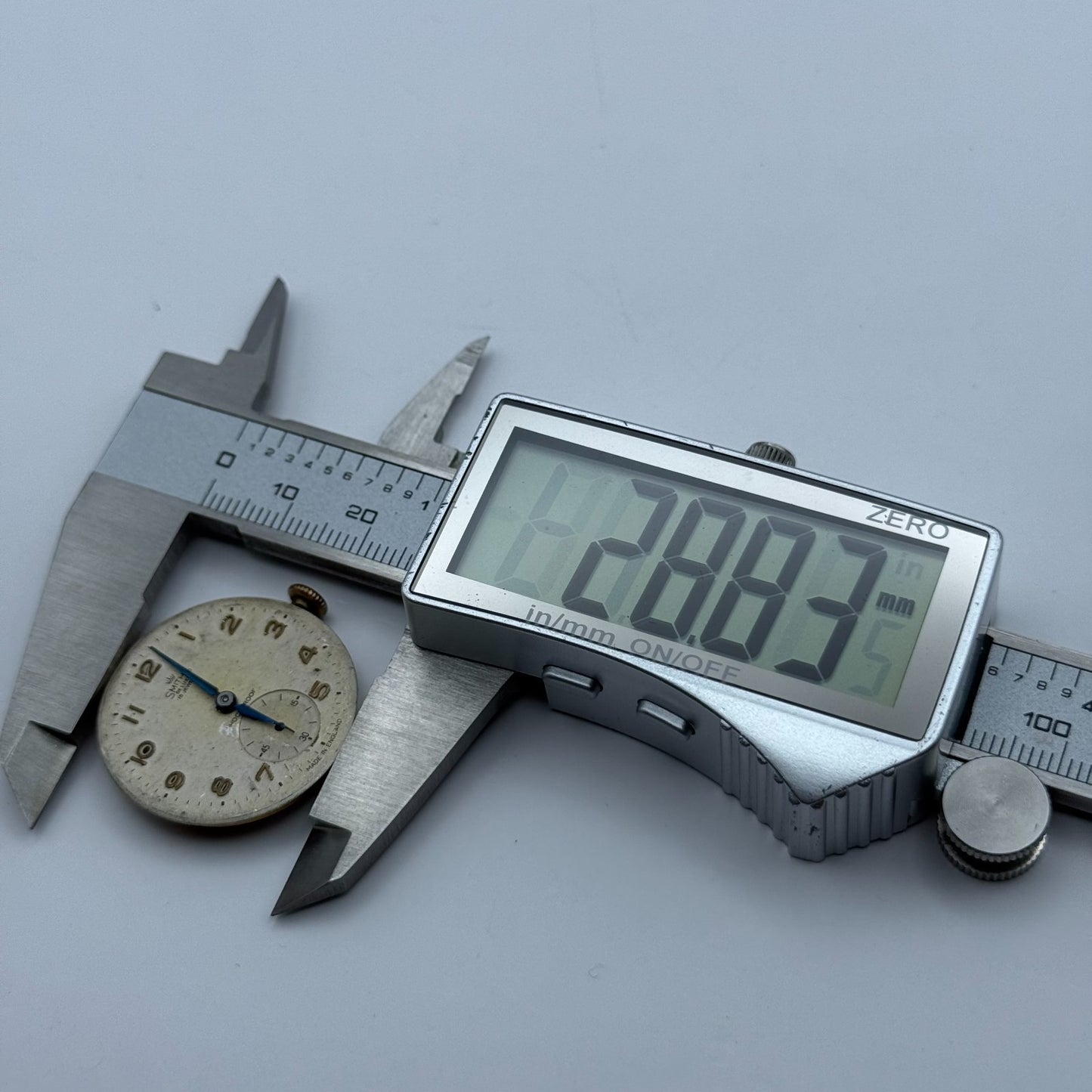 Smiths De Luxe 15 Jewels Shockproof Watch Movement Manual Wind Parts 26.8mm