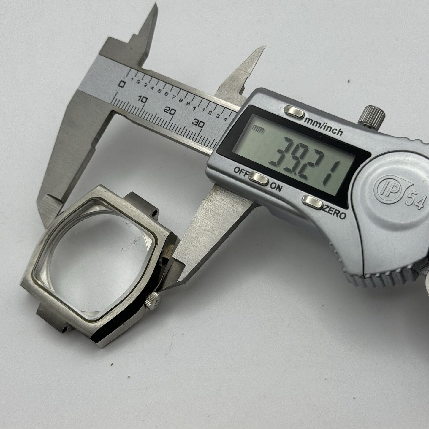 39mm Men’s Tissot Square Stainless Steel 40,801 Watch Screw Back Case + Crown