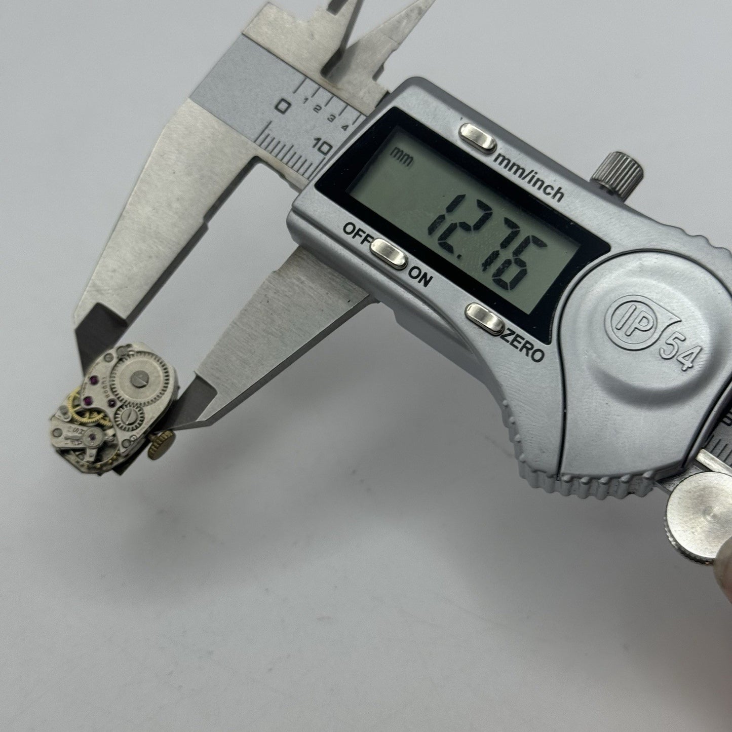 12.7mm x 19.5mm Tudor Ladies Swiss Manual Wind Watch Movement PARTS REPAIR