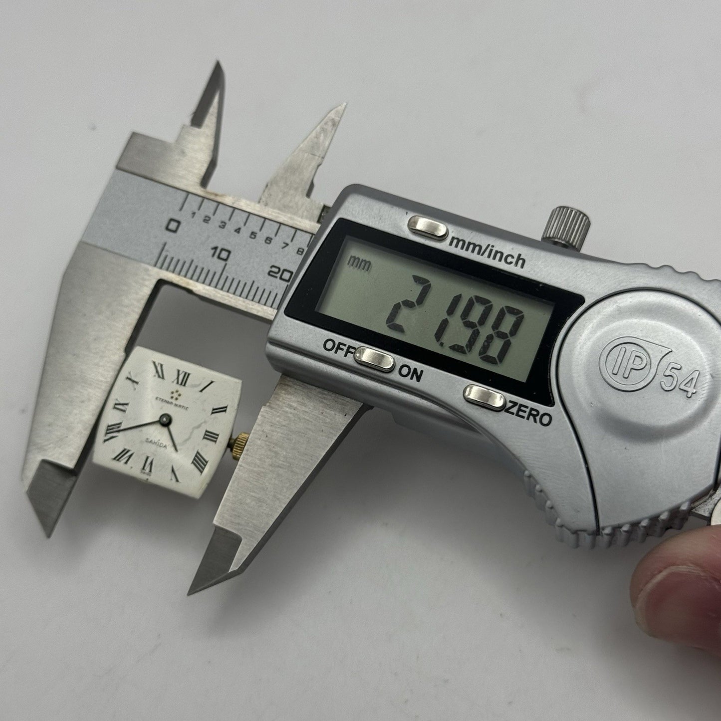 18.4mm Ladies Eterna Matic 144SU Sahida Vintage Watch Movement PARTS REPAIR