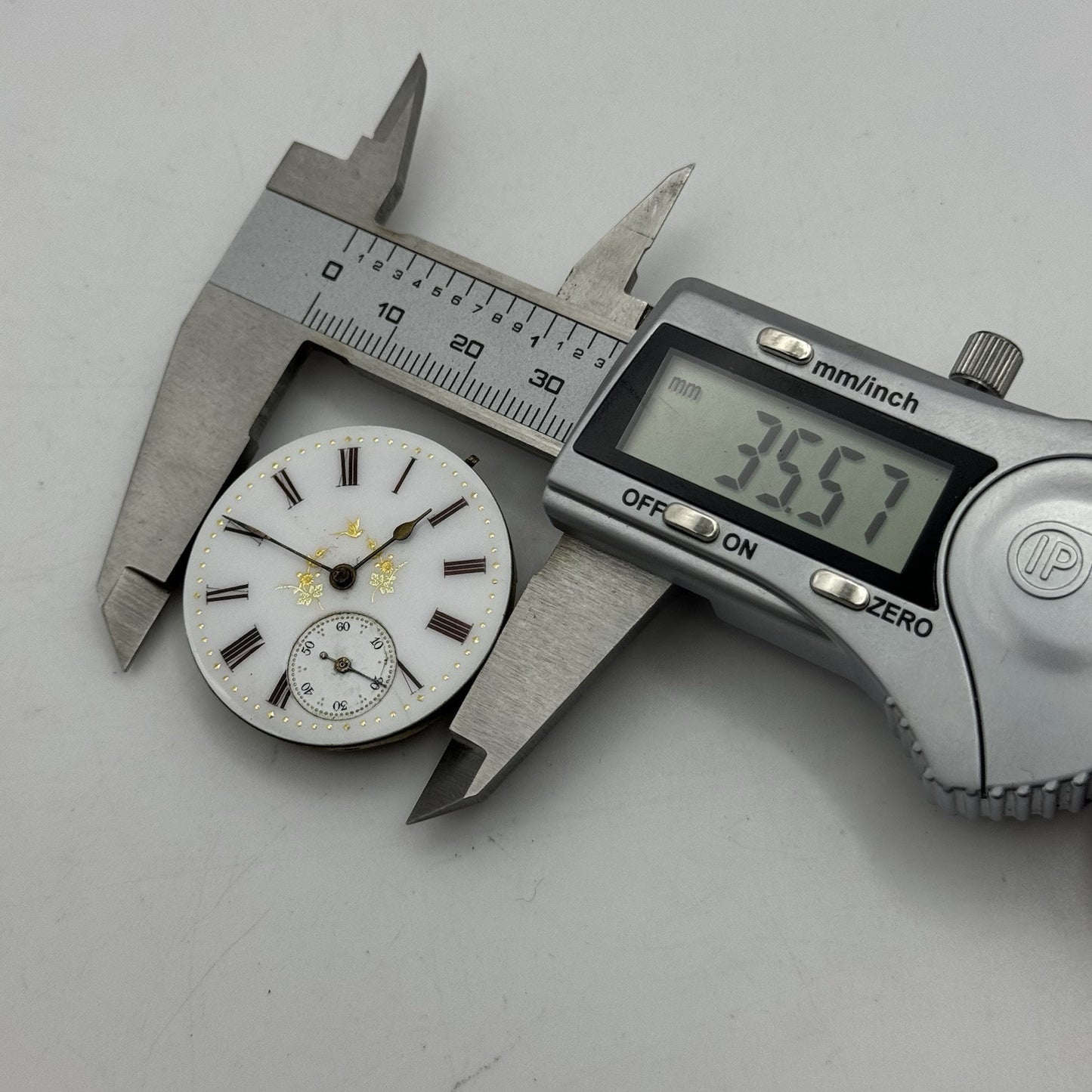 35.5mm Antique Beautiful Porcelain Dial Pocket Watch Movement - PARTS REPAIR